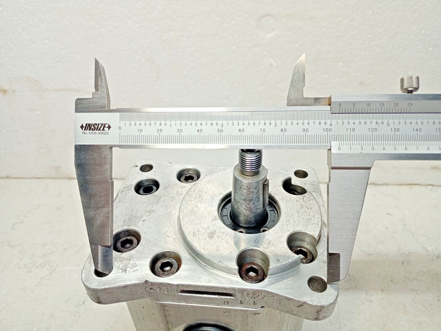 Hydrotor PZ2-K-25 Hydraulic gear pump - Refurbished