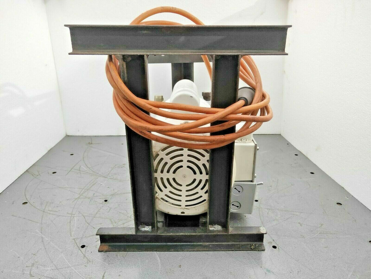 PARKER D14AA2A Hydraulic pump with LEESON 113300.00 Electric motor 1.5 HP