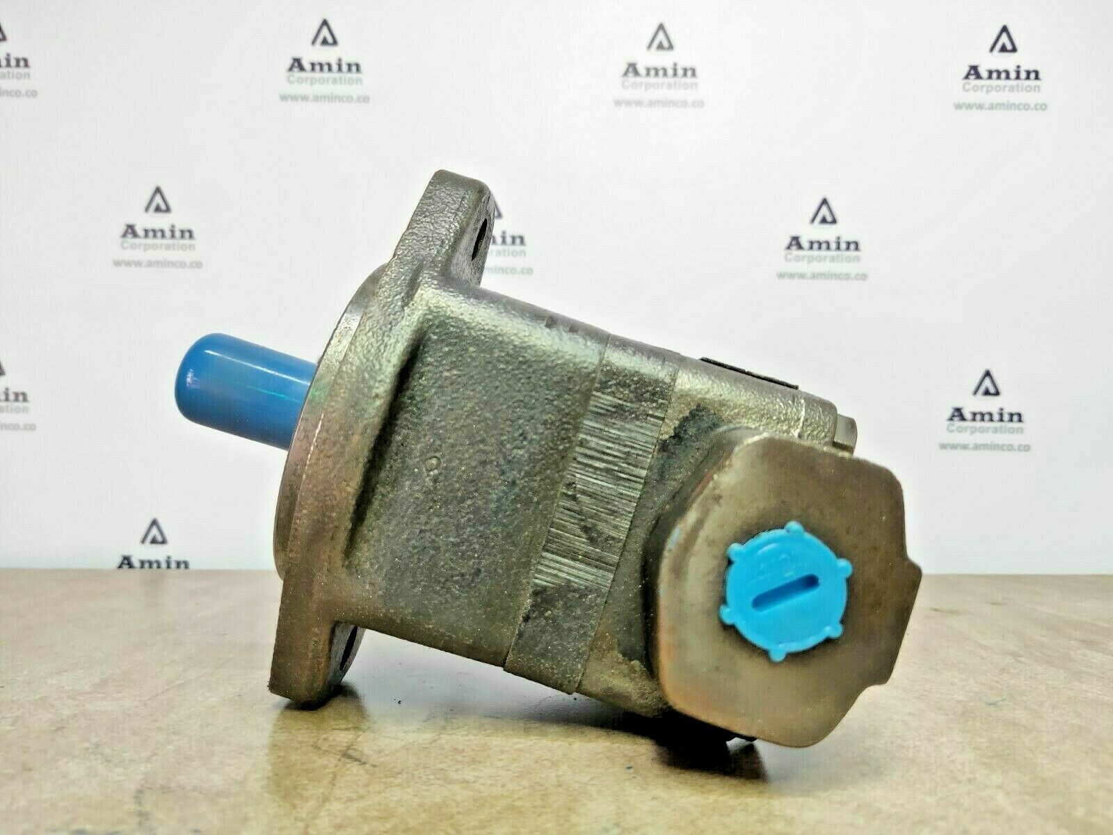 Vickers V10 1P2P 1A20 Hydraulic Vane Pump - PRESSURE TESTED PUMP