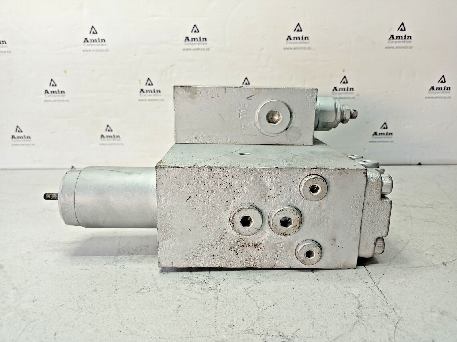 Rexroth DBDS10K18/400 S0 159 08W11 Hydraulic pressure relief valve with block