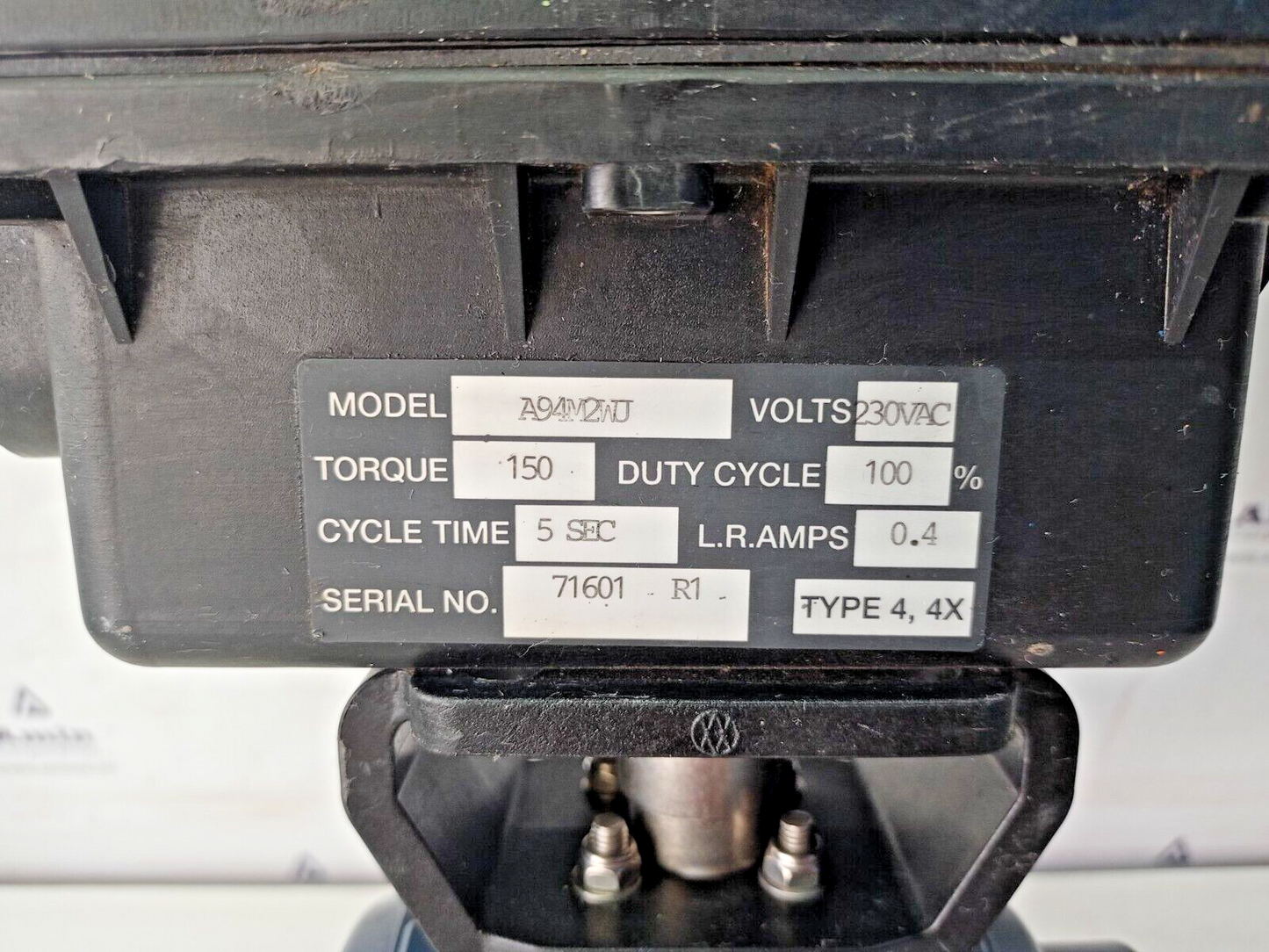 Quarter Master Asahi/America A94M2WJ Electric Actuator with Asahi 3-way valve