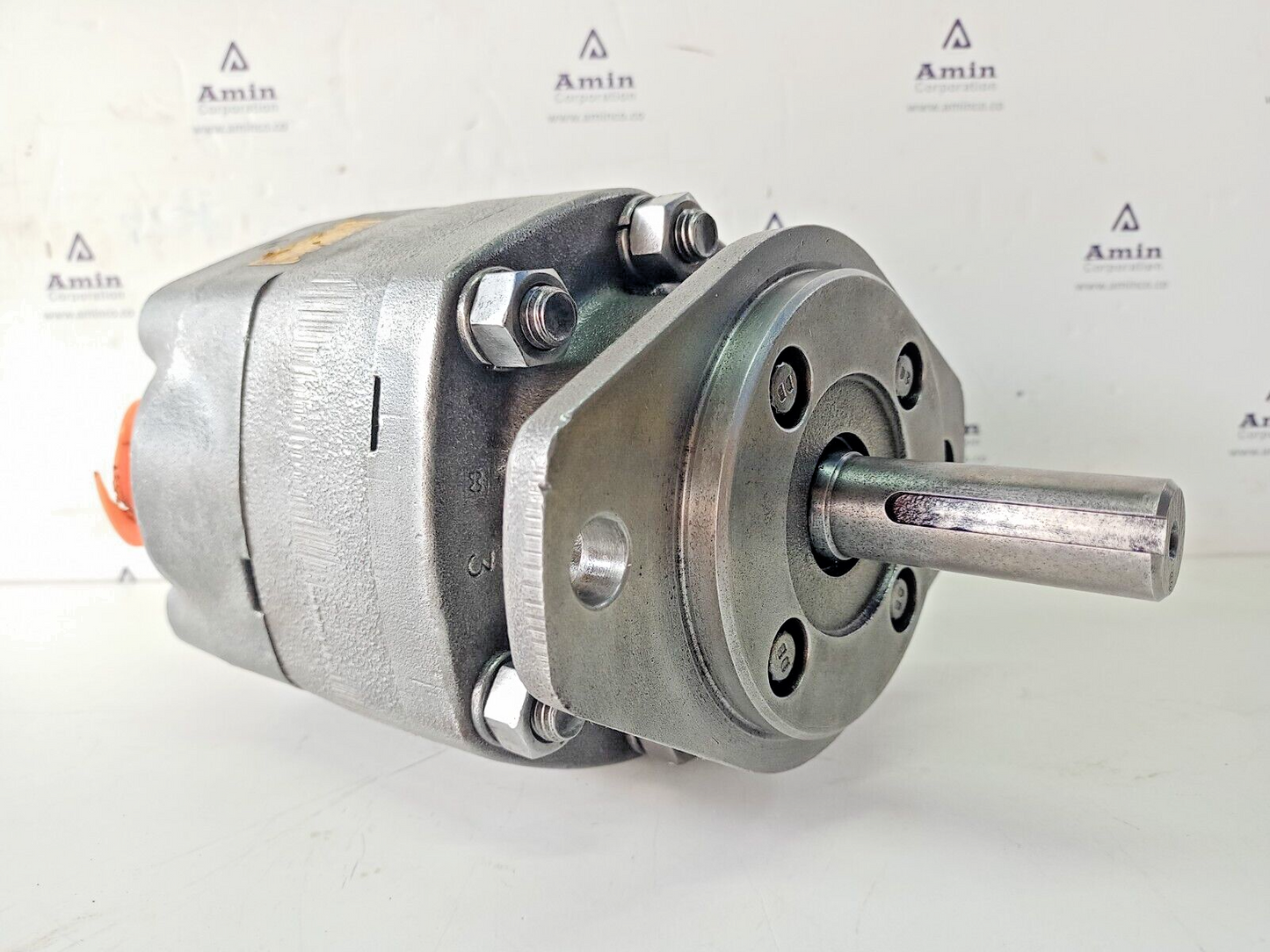Parker M2A33912T20NB High speed hydraulic motor M2-series hydraulic motor
