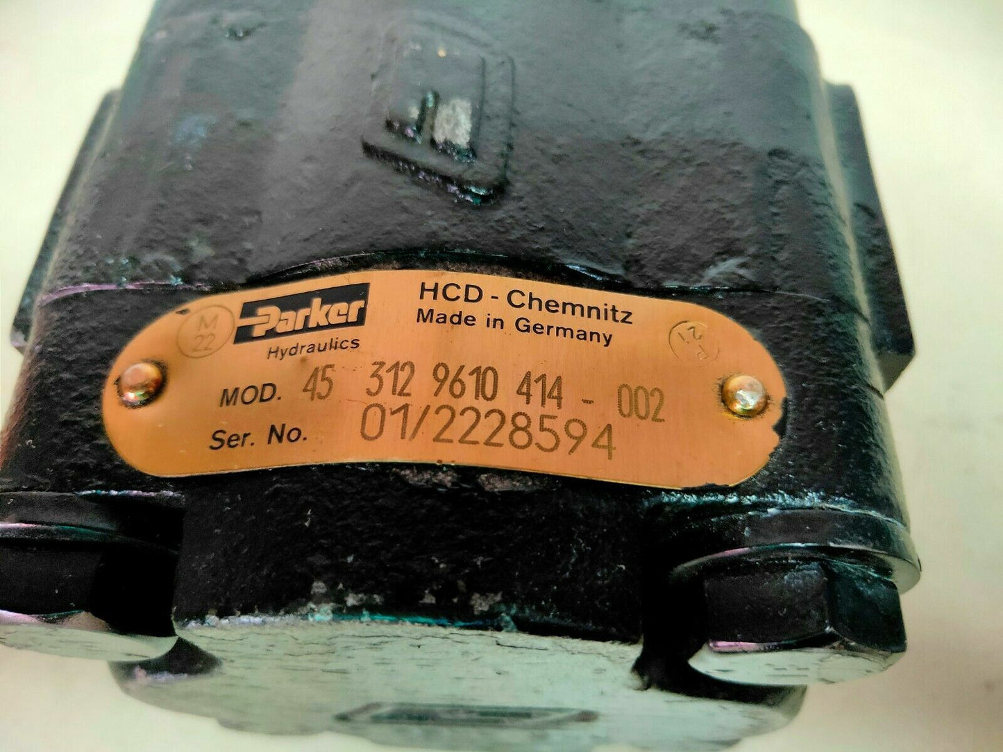 Parker Hydraulics 45-312 9610 414-002 Hydraulic gear Pump - NEW