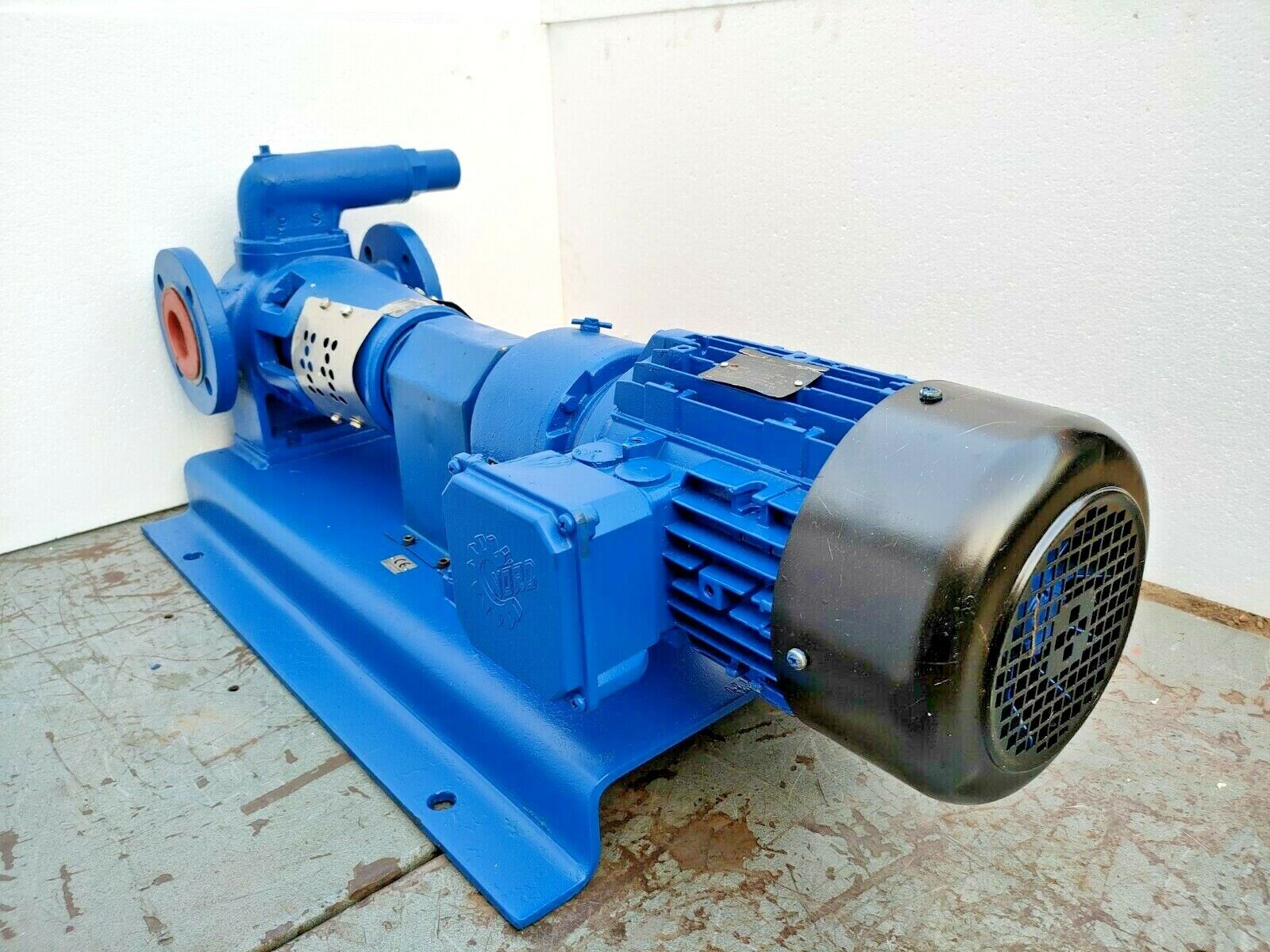 Desmi Rotan HD51EM-1U2B2 Internal gear pump with Nord SK20-100L/4 Gear motor