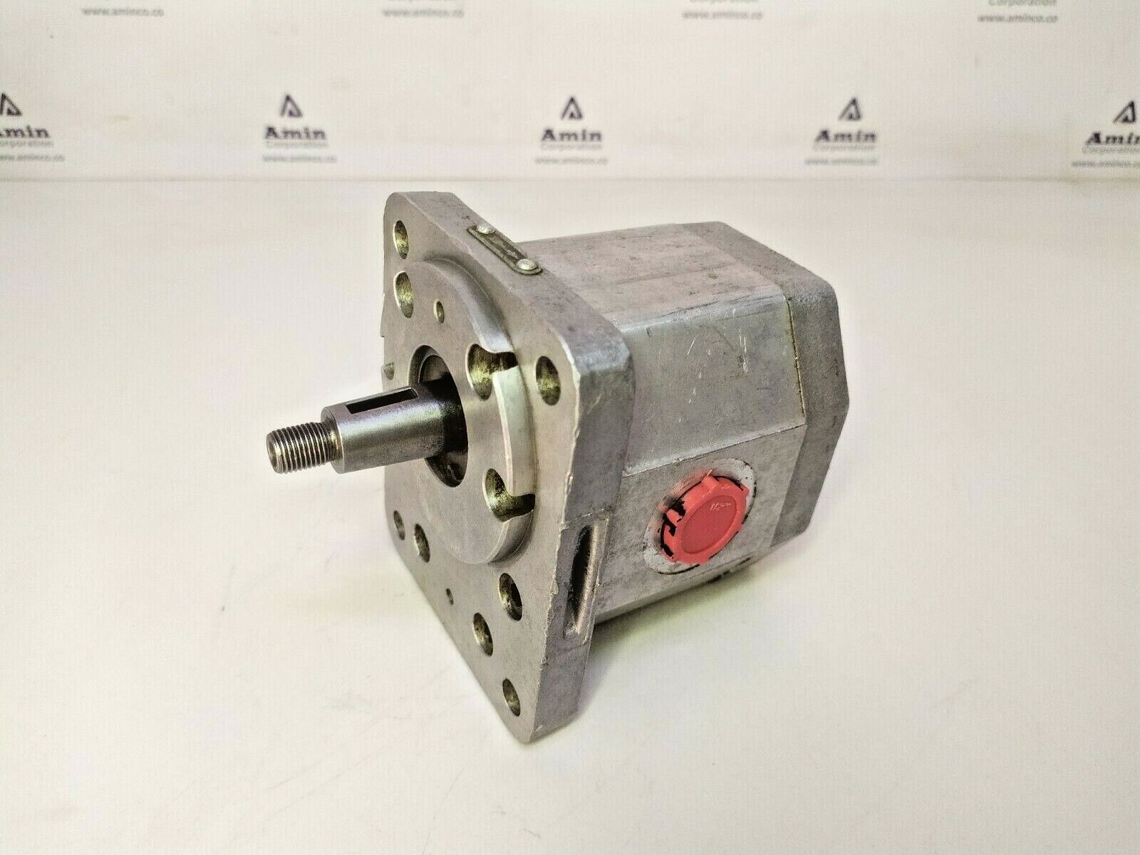 PZL-Hydral-Wroclaw PZ2-K-10-P Hydraulic gear pump - Tested pump