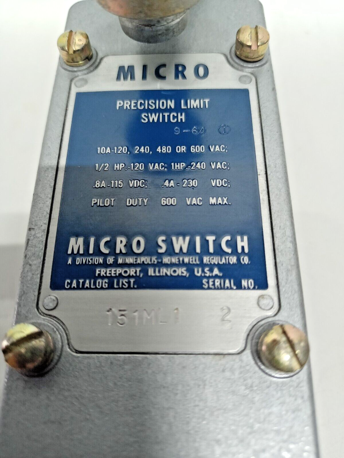 MICRO SWITCH 151ML1 600VAC 10A Honeywell/Micro switch Precision limit switch NEW