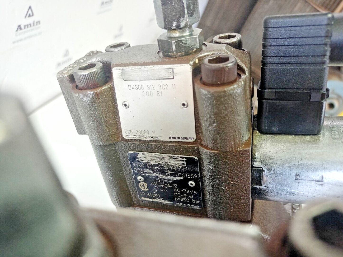 MacGREGOR Cranes Part No.: 1098378 Hydraulic valve block complete - New Surplus