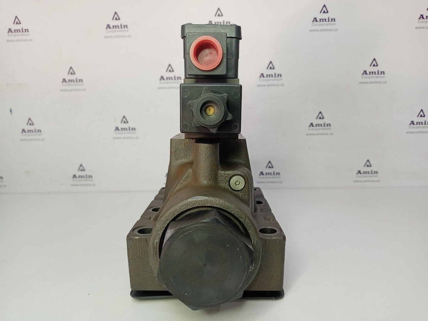 Parker D61VW009C6NYCF Hydraulic Directional control valve D1VHW004CNYCF - NEW