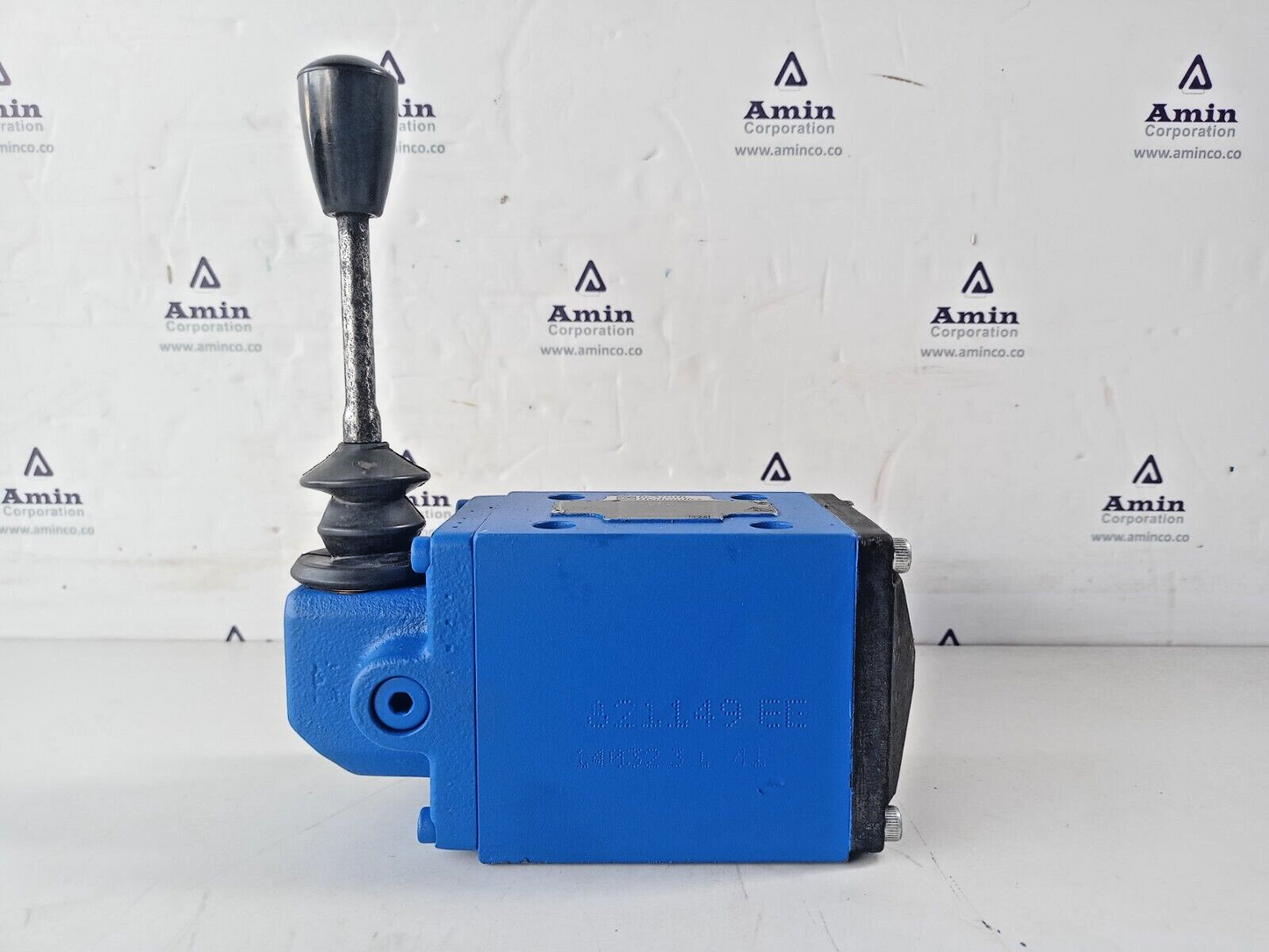 REXROTH 4WMM 10 C31 Directional control valve