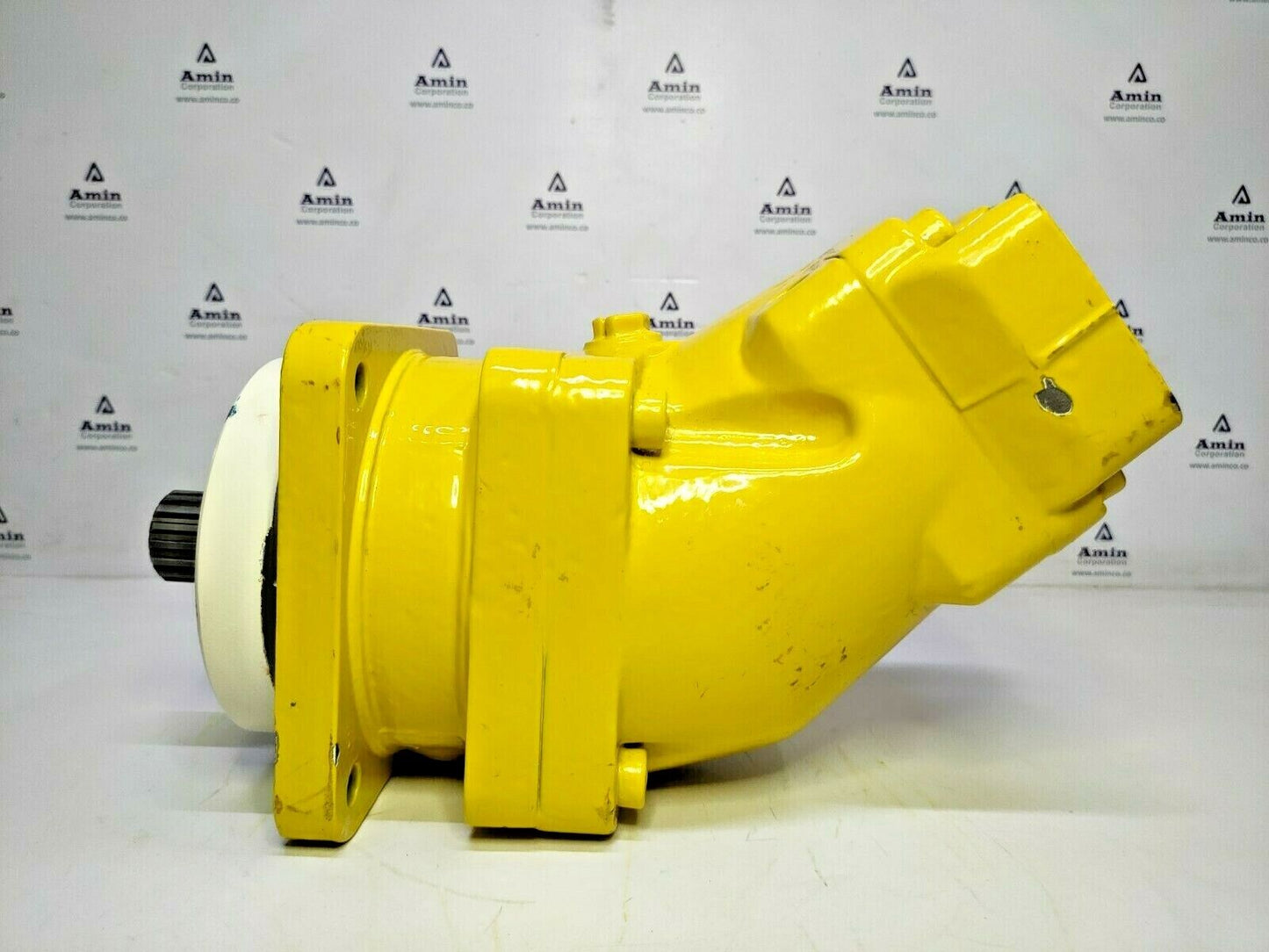 Sunfab SCM-090W-H-I44-W35-S1M-100 Hydraulic Motor - NEW