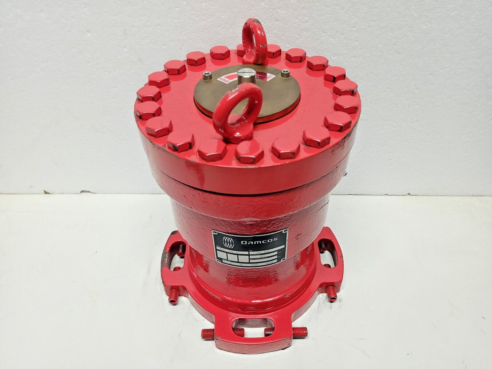 Damcos BRC 032-A1 Hydraulic Double Acting Balanced Rotary Actuator 051-2481 NEW