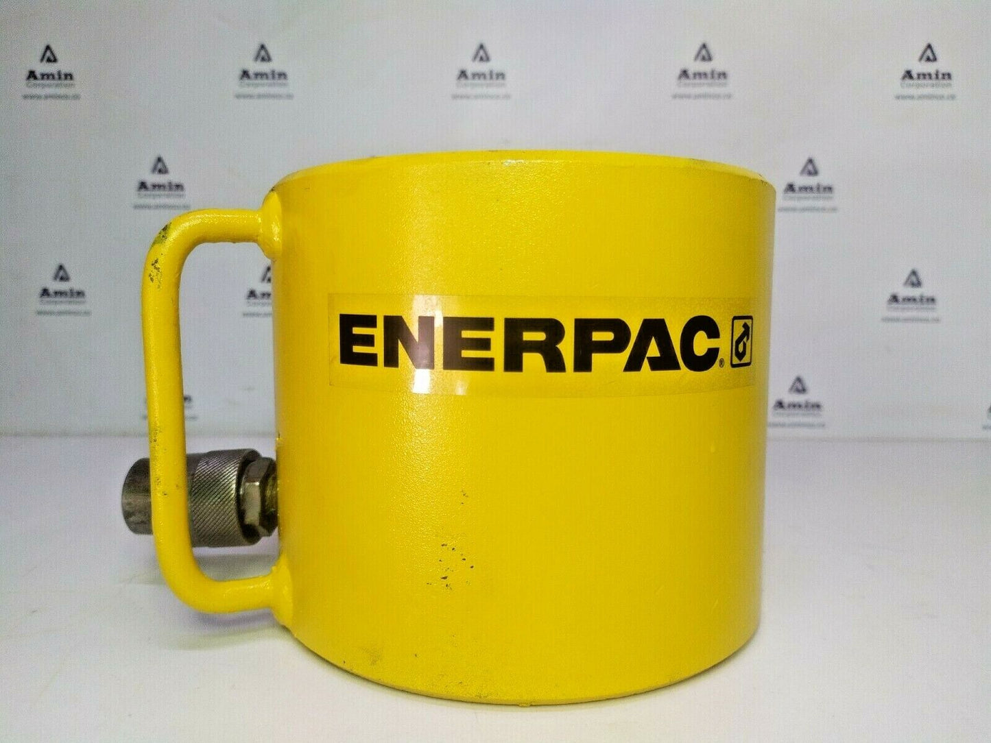 Enerpac 100 Ton Capacity Low height hydraulic cylinder 2" stroke 700 bar max.