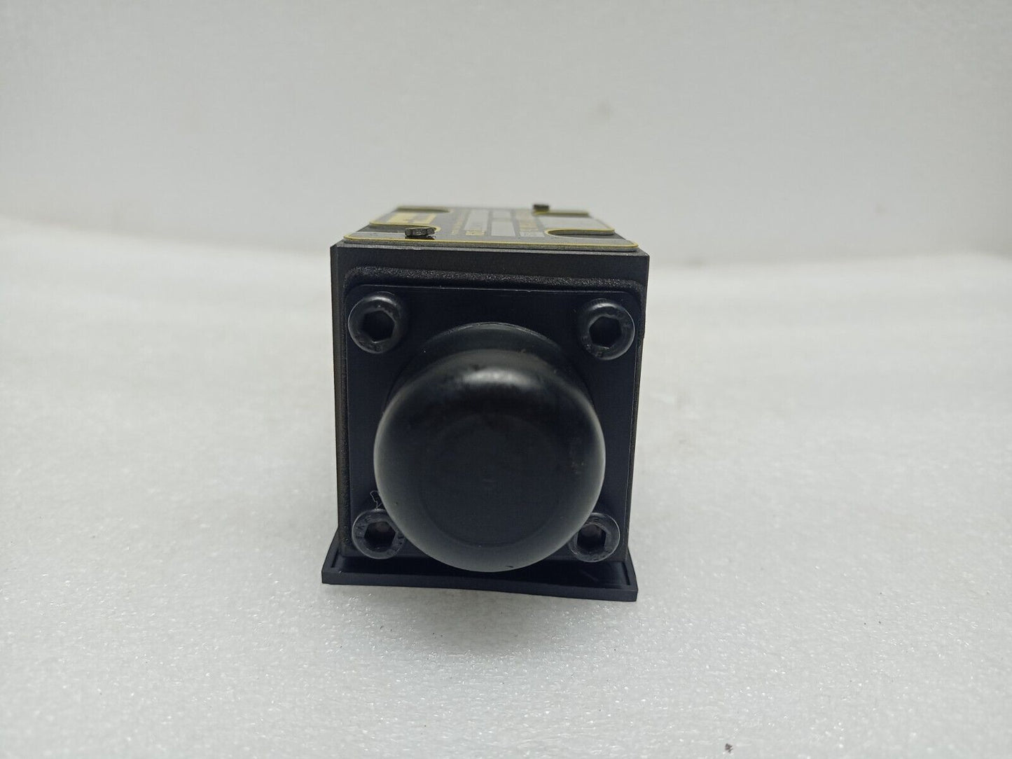 Parker D1VA1HN Directional control valve - NEW #2