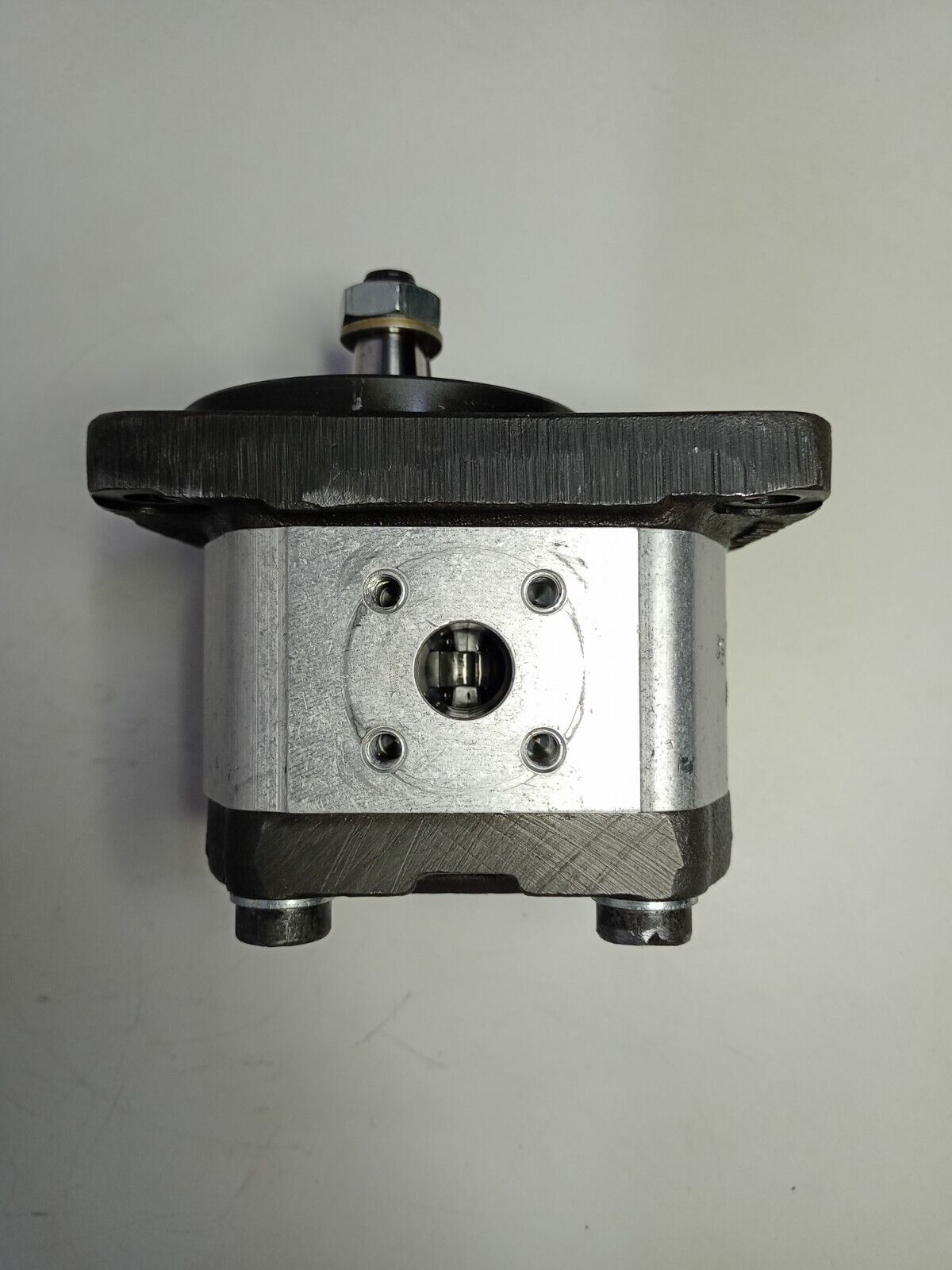 Rexroth 0510 225 306 Hydraulic gear pump - TESTED