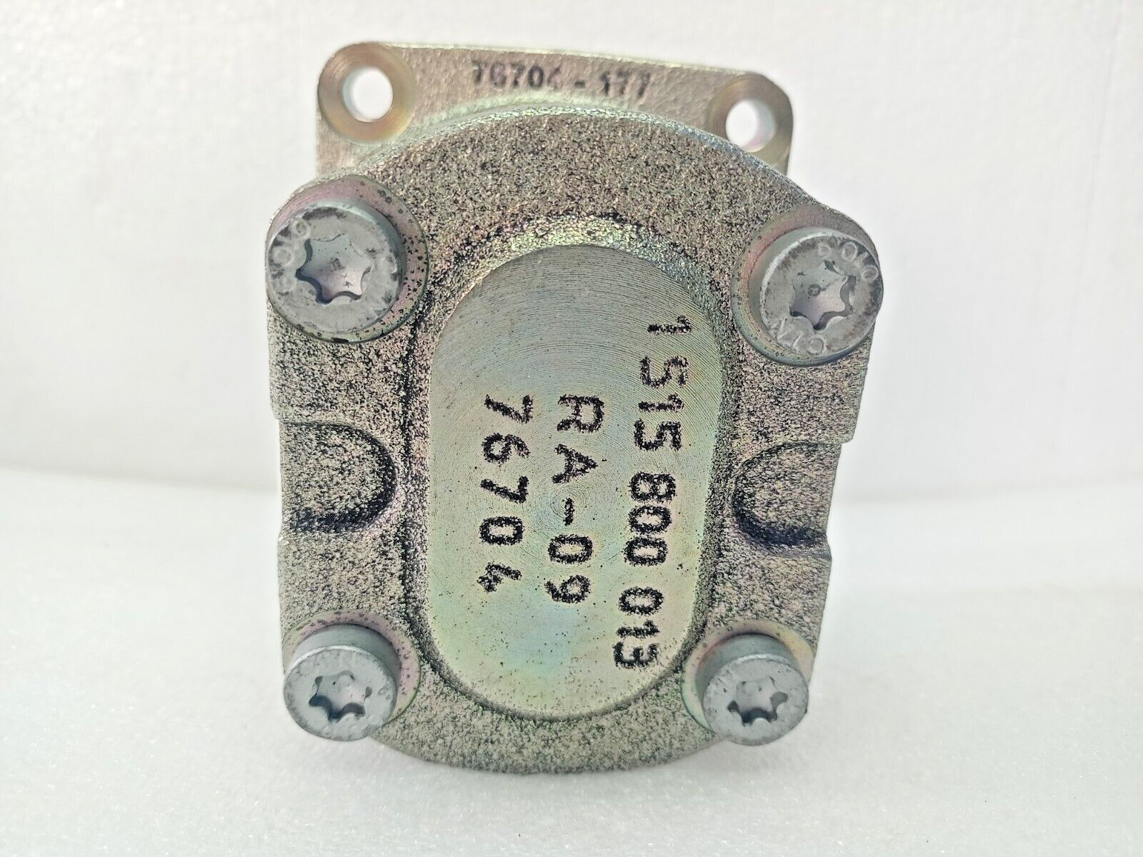 Rexroth 0510 225 006 Hydraulic gear pump 0510225006 - NEW