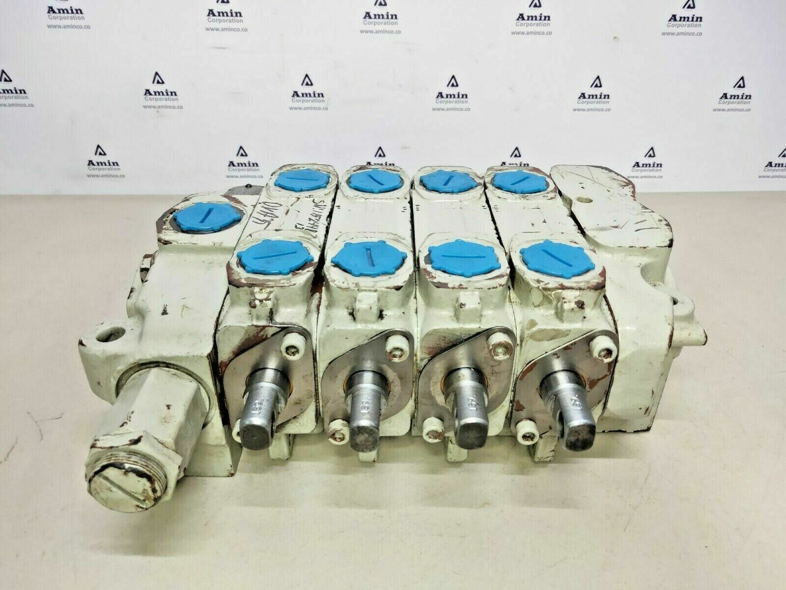 Parker Commercial hydraulics DVA35 Hydraulic control valve S/n: 115244813