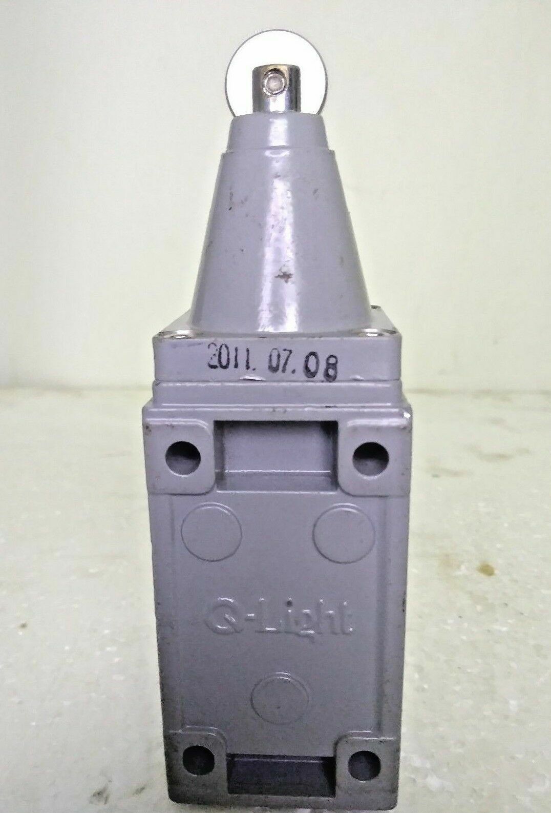 Q-light Limit Switch SLP2130 RP - NEW