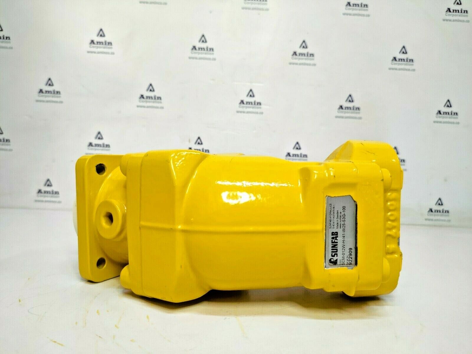 Sunfab SCM-012W-H-I41-W25-S3G-100 Hydraulic Motor - NEW