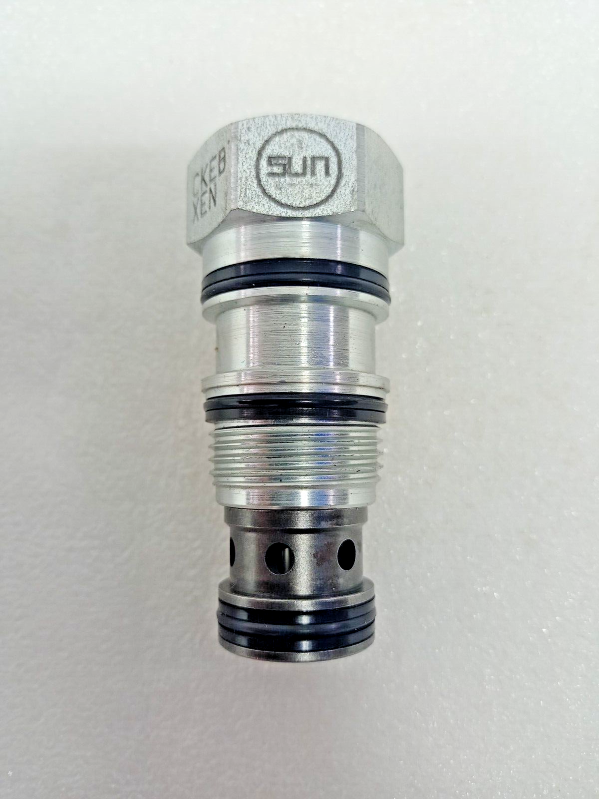 Sun Hydraulics CKEB-XEN Pilot-to-open check valve CKEBXEN - NEW ( Lot of 2pcs)