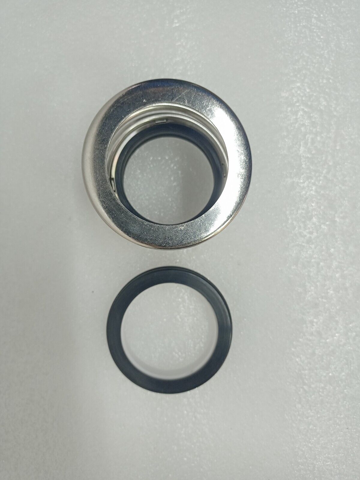 LS Seals LSV11R045 Mechanical seal size: 45mm for Hot water Cir. pump - NEW