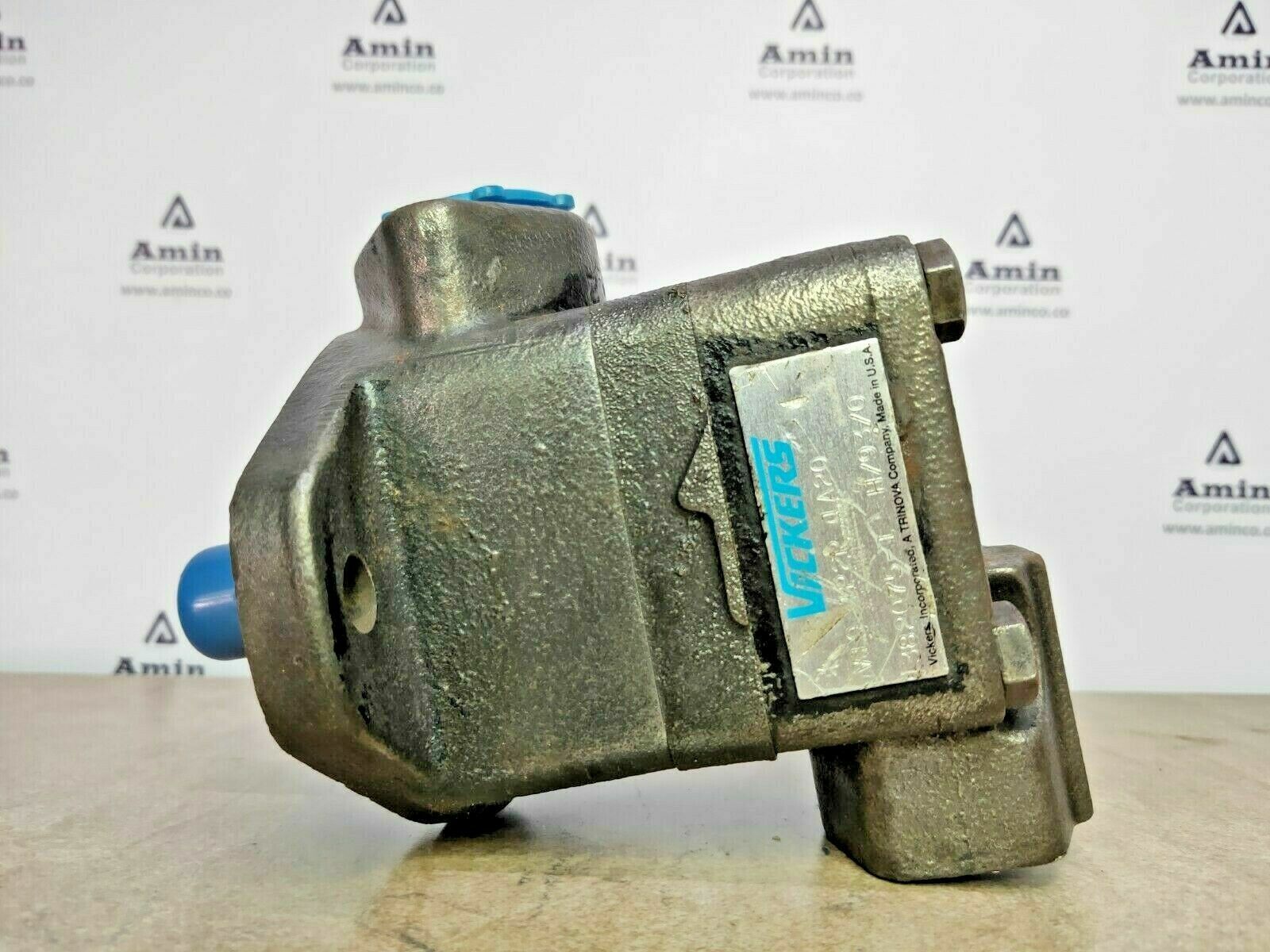 Vickers V10 1P2P 1A20 Hydraulic Vane Pump - PRESSURE TESTED PUMP