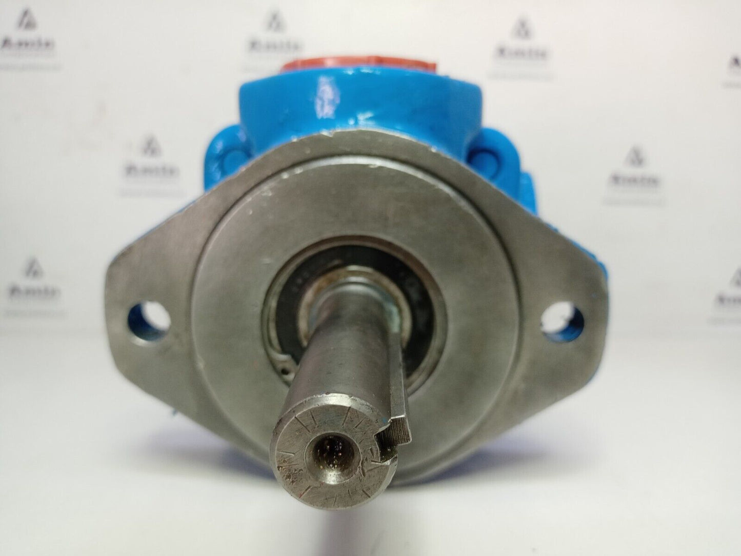Vickers V20 1P8P 1C11 Hydraulic vane pump - Pressure Tested