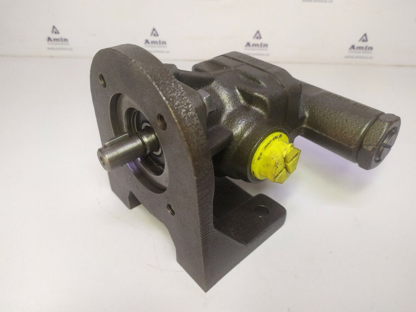 KF8-RX-2-D15 Van Wijk & Boerma Hydraulic gear pump - NEW