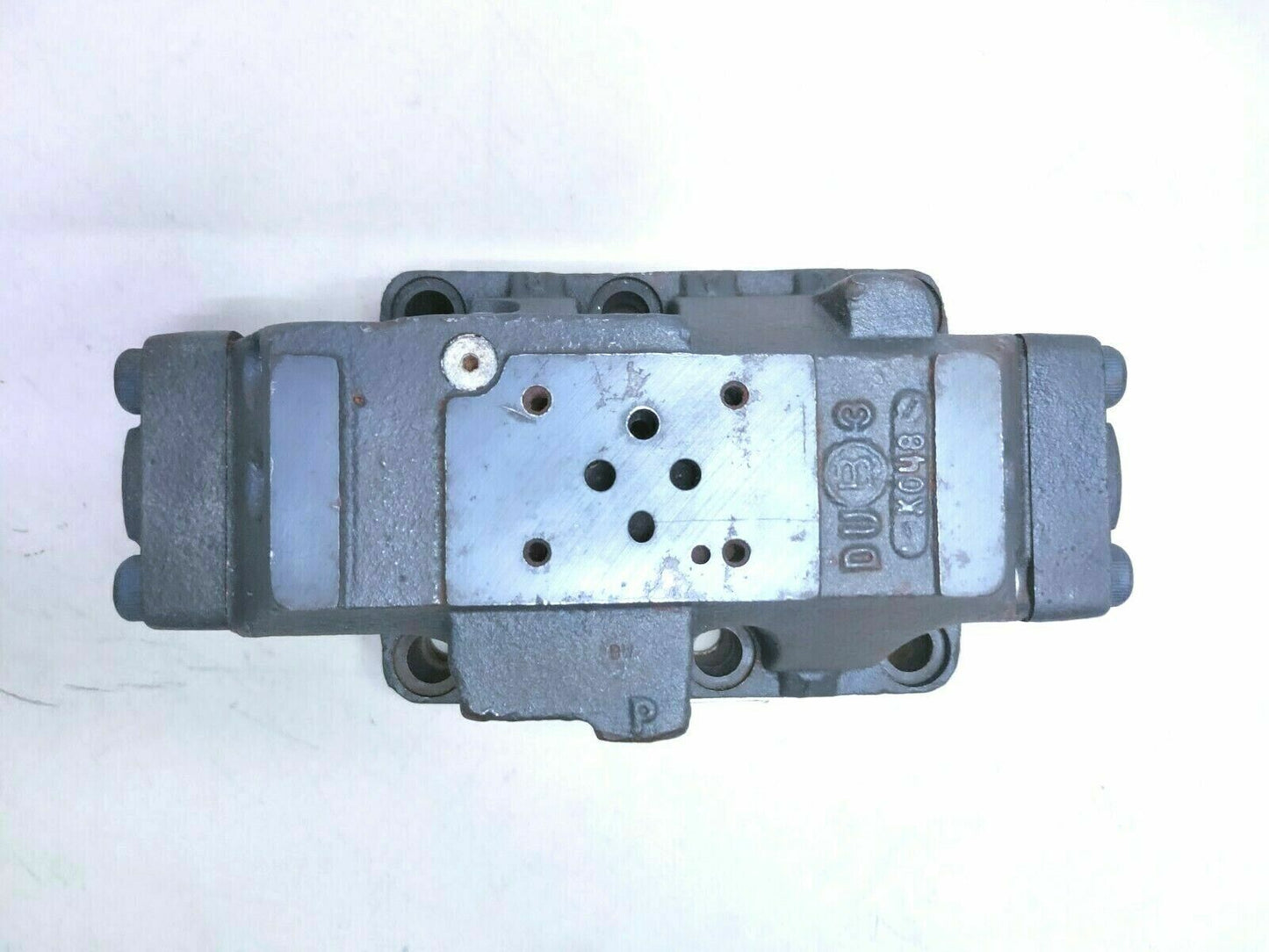 Double-A QF-8-FF-10B1-TV Directional control valve - NEW