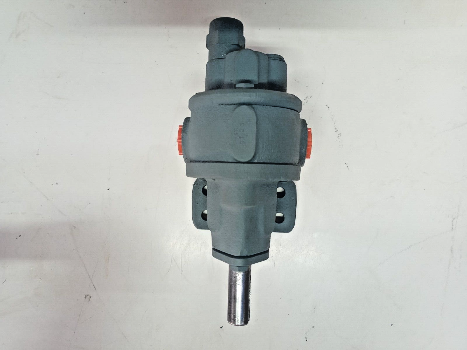 BSM- Brown & Sharpe No.2-S Foot mounted Rotary gear pump - Pressure tested