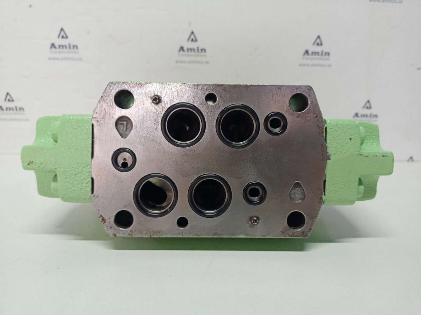 Kawasaki DEH16P-30-220-2WD24AL Directional control valve