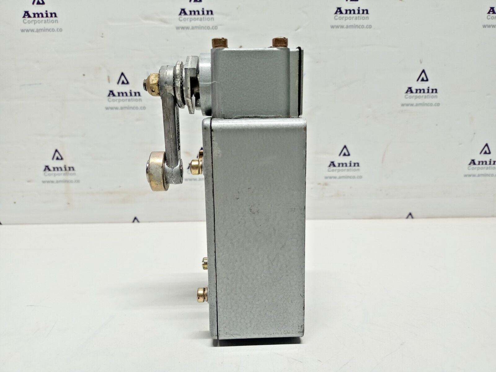 MICRO SWITCH 151ML1 600VAC 10A Honeywell/Micro switch Precision limit switch NEW