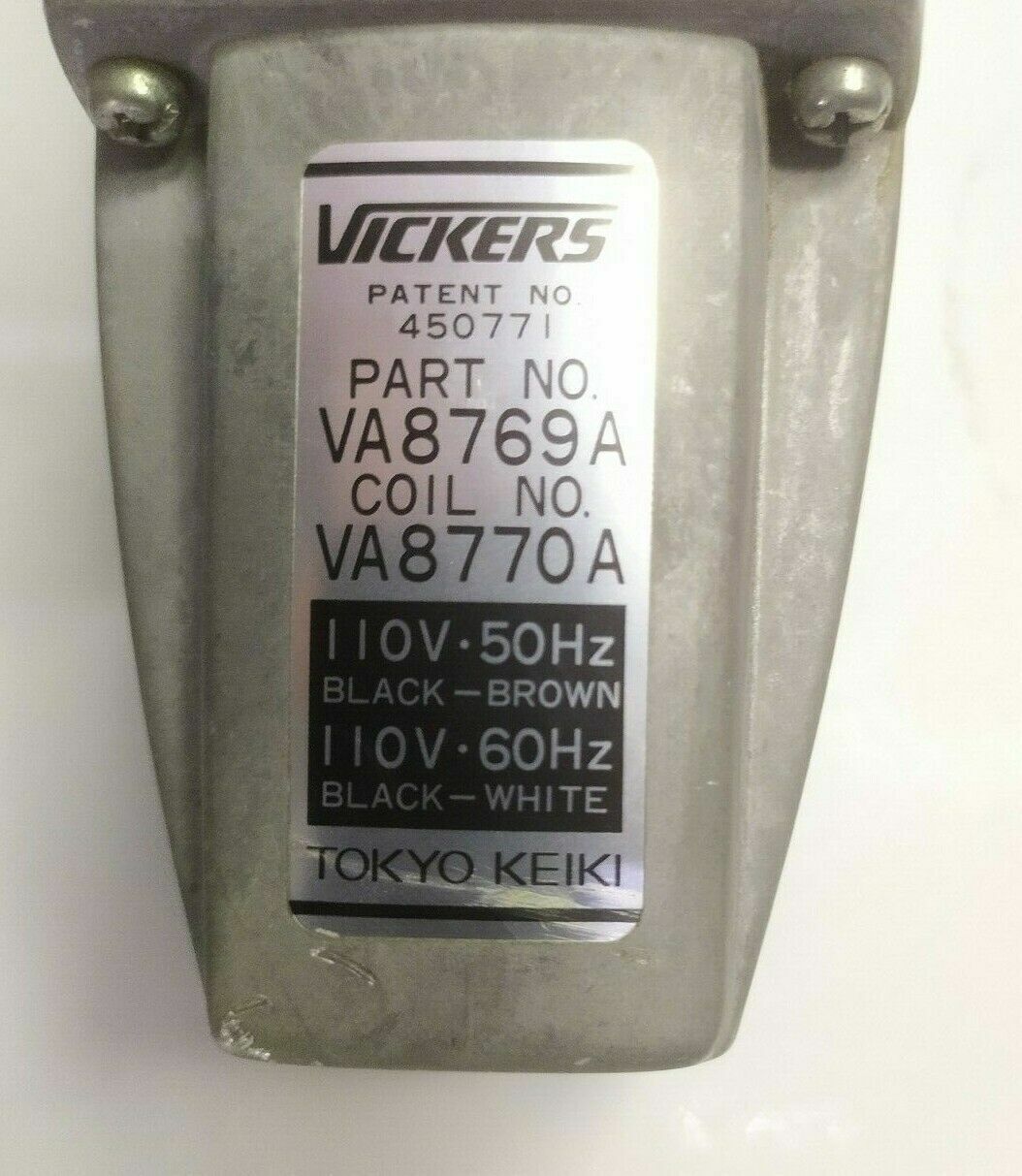 Vickers DG4S4-018C-50-JA Directional control valve - NEW