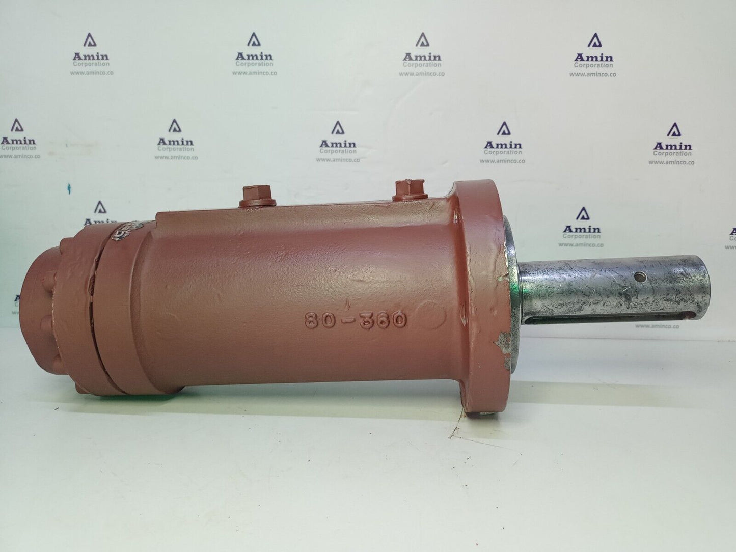 Post holland G210 Hydraulic actuator