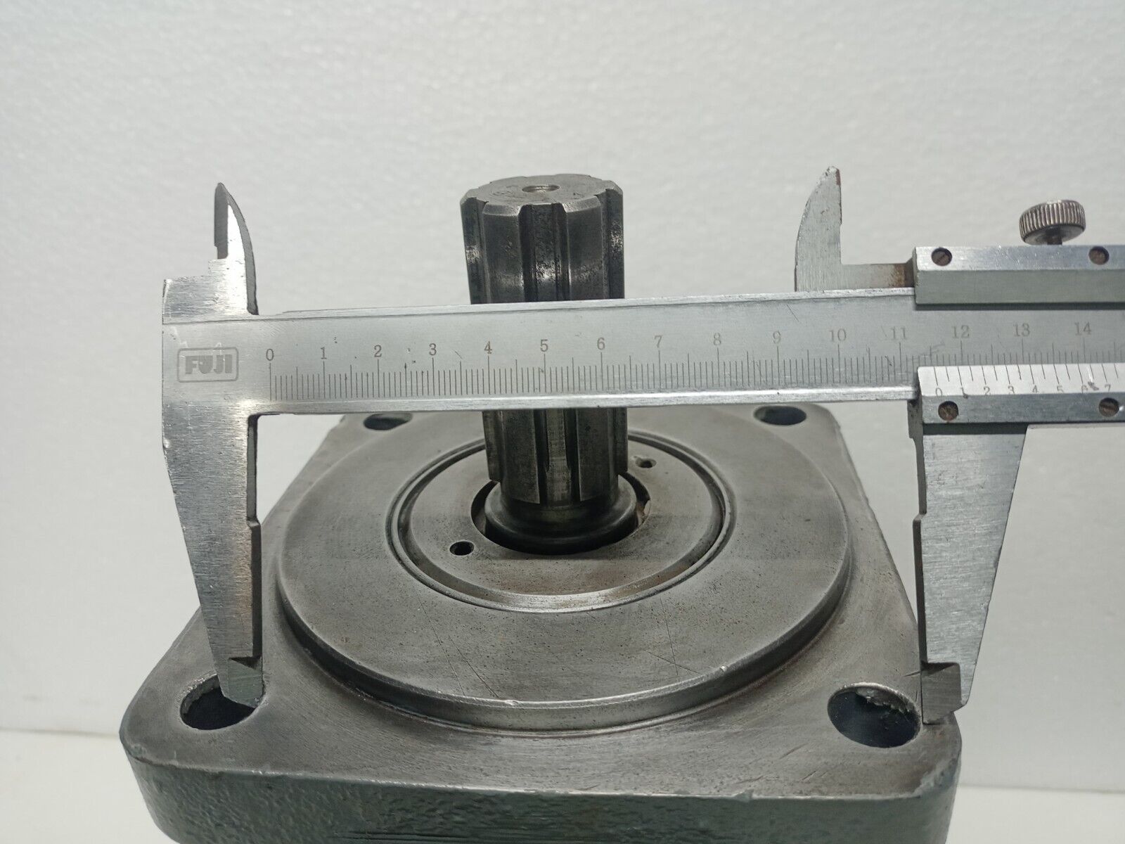 Commercial Intertech M37X978BART30-31 Hydraulic gear motor
