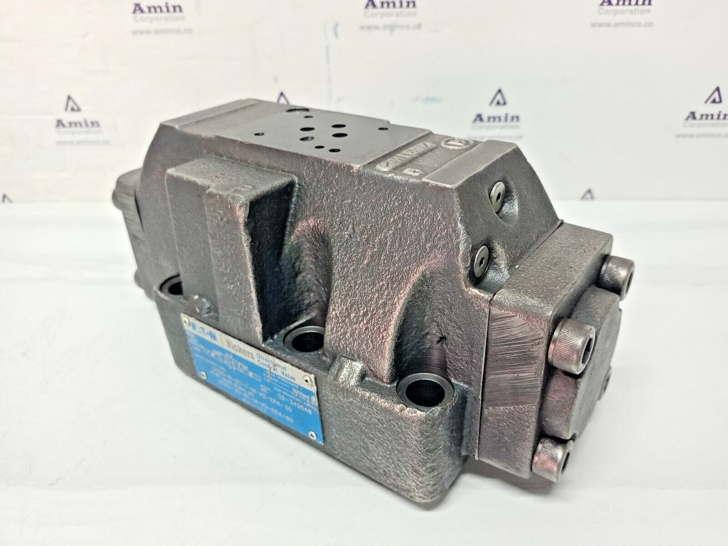 Eaton-Vickers DG5S-8-6C-T-M-X2-ER4-30 Directional control valve - NEW