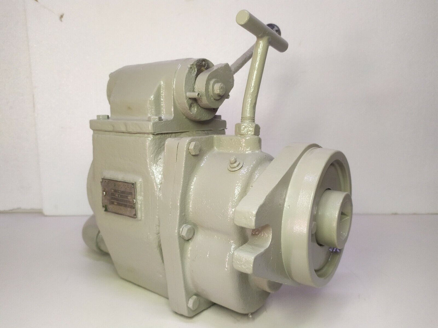 SMP 4P 300D Air Motor Shin Mung Tech - TESTED