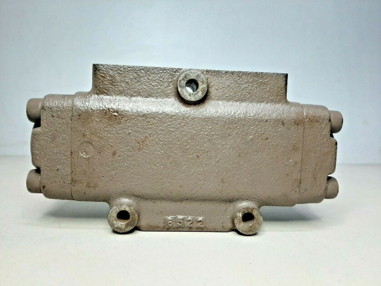 Takami Seiki TDCV3-08-80F DE CO Valve - NEW