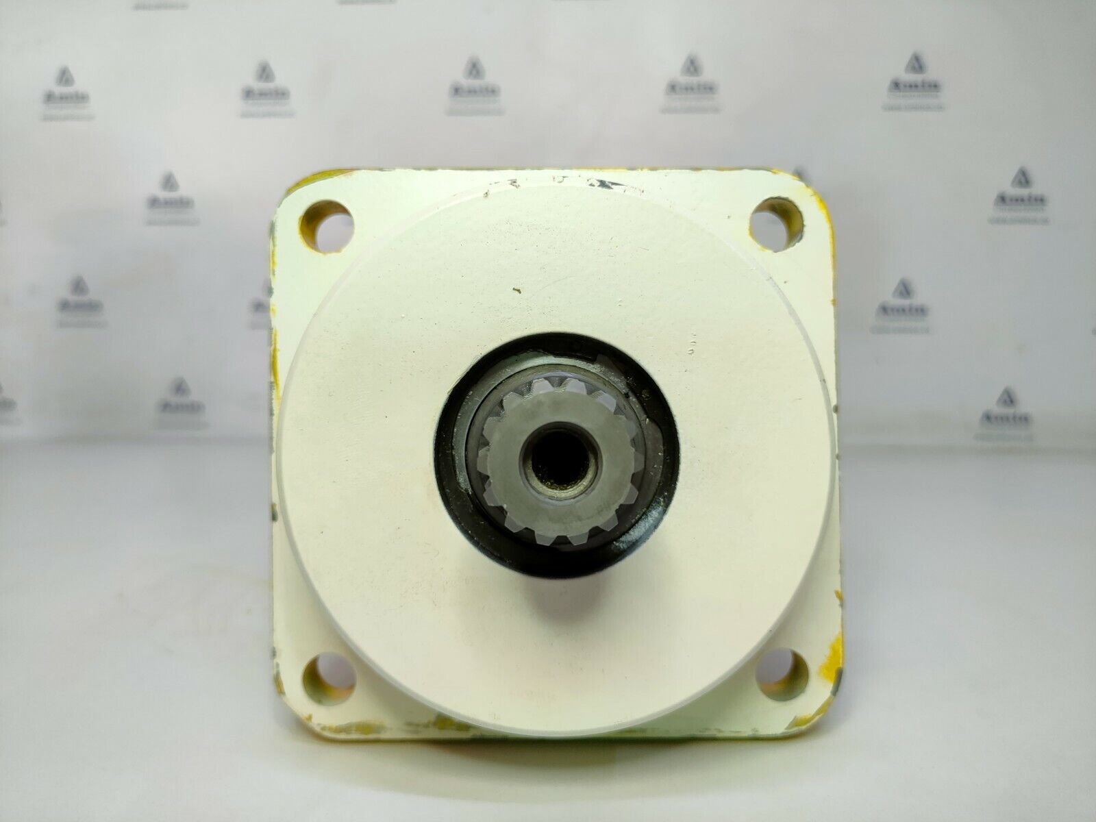 Sunfab SCM-056W-H-I43-W30-R1M-100 Hydraulic Motor - NEW