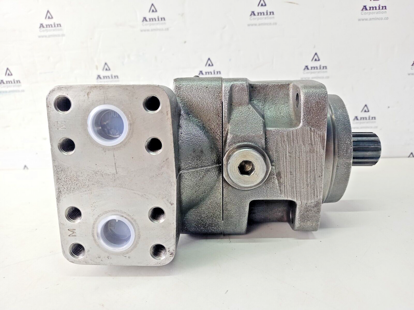 Parker F12-030-MF-IH-D-000-000-0 Hydraulic Motor Part No.: 3799843 - Refurbished