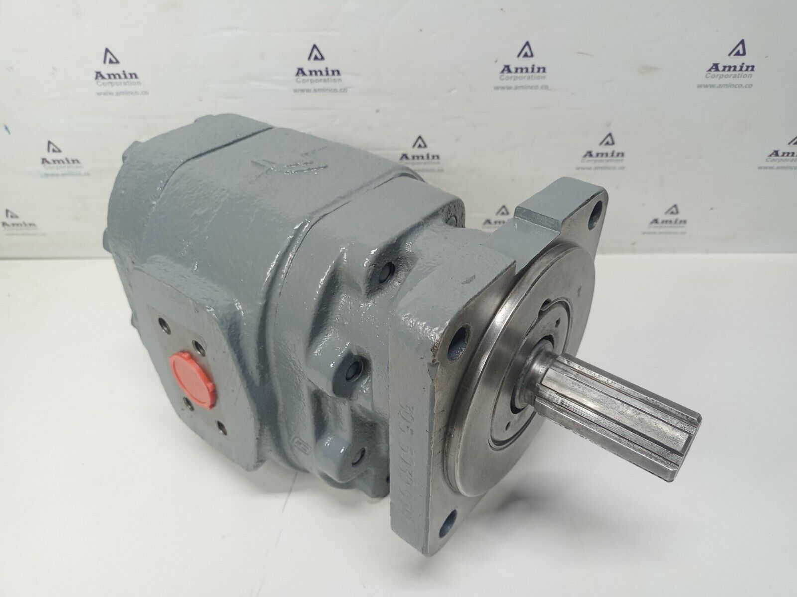 Commercial Intertech M37X978BART30-31 Hydraulic gear motor