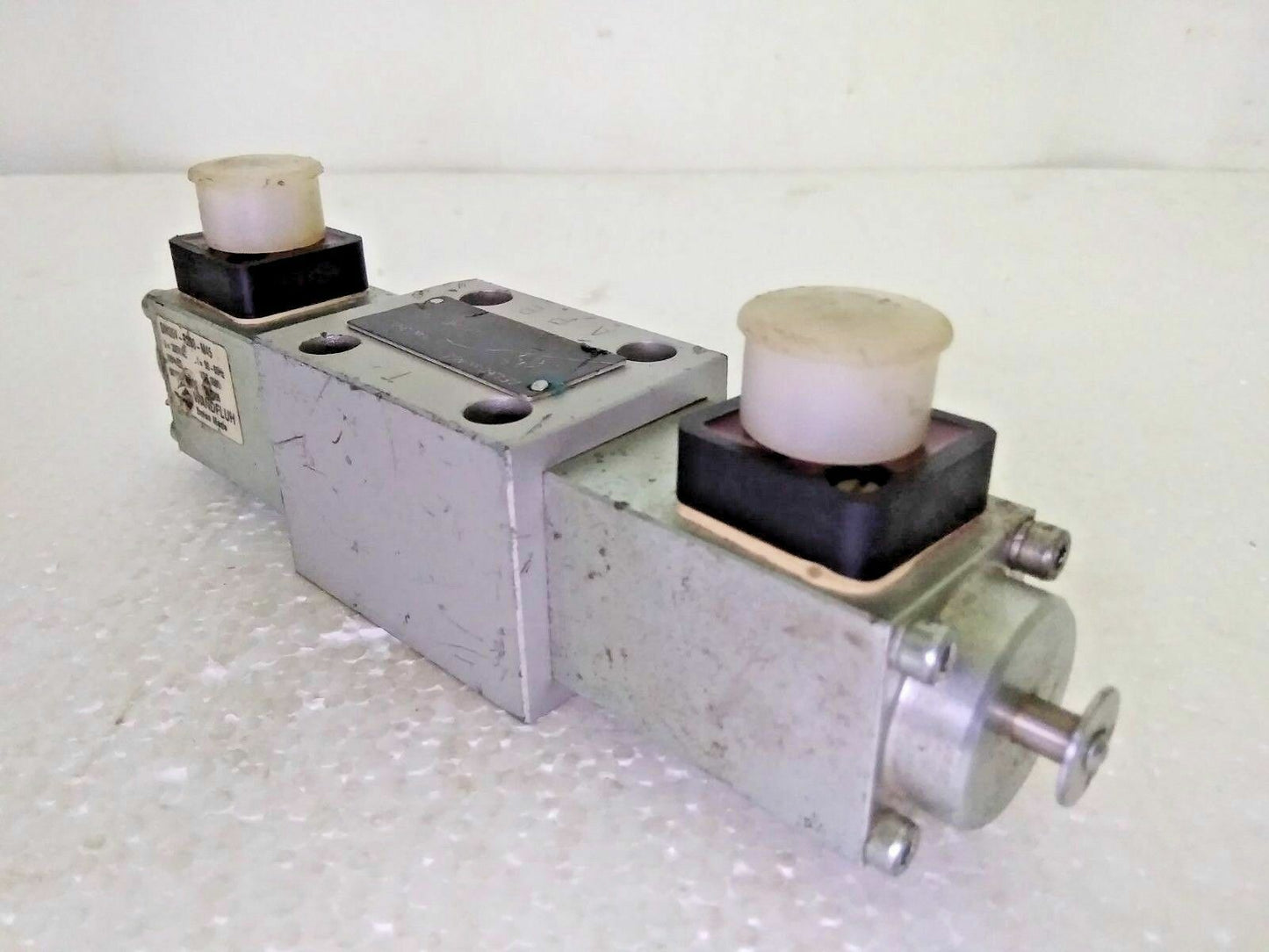 WANDFLUH PLEIGER AE4J60-XX-M45 Hydraulic Solenoid Valve Pressure 350 bar Max.