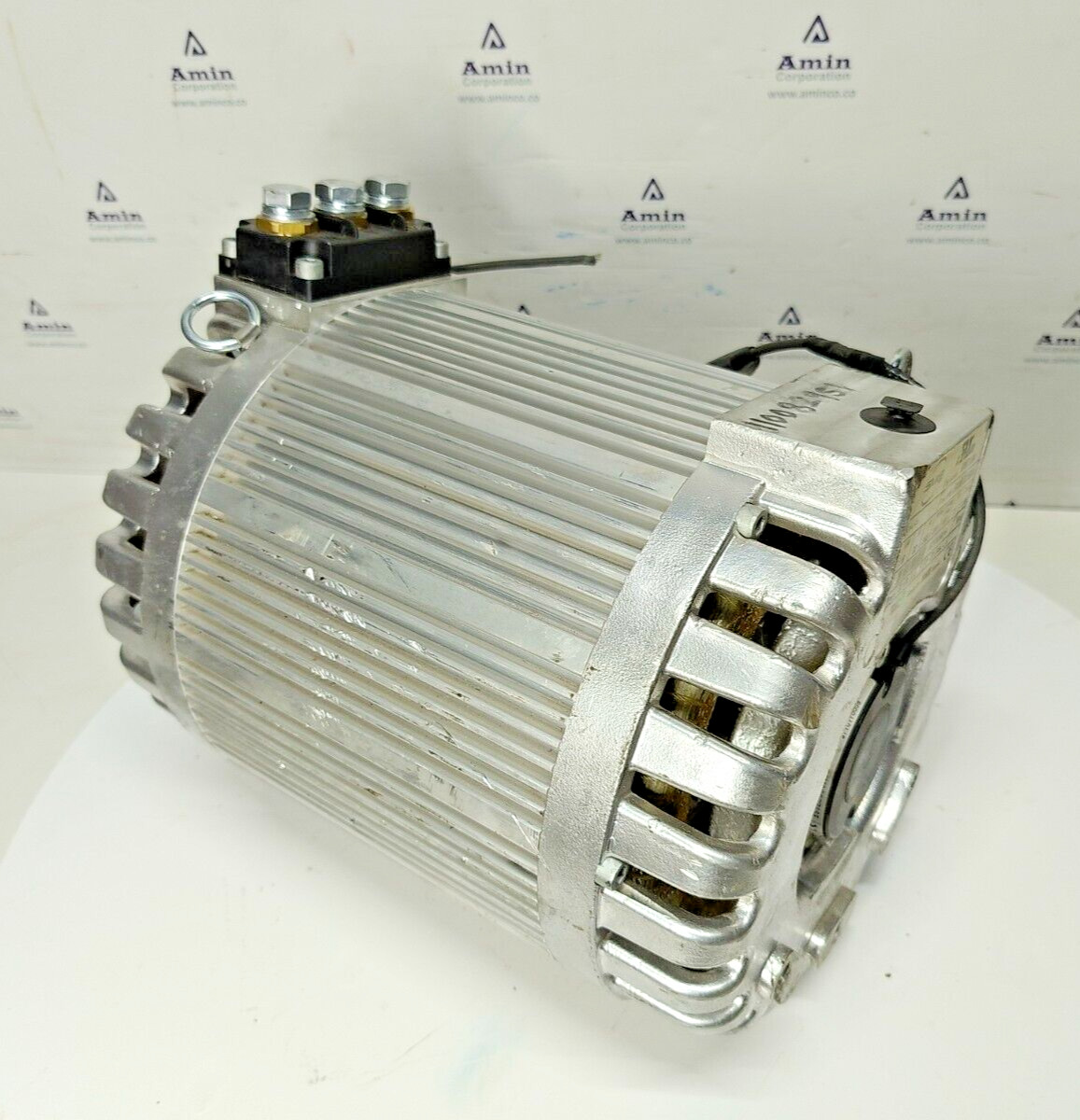 SME B00MT325B04 Motor 15kw 32v 2200-4500rpm - NEW