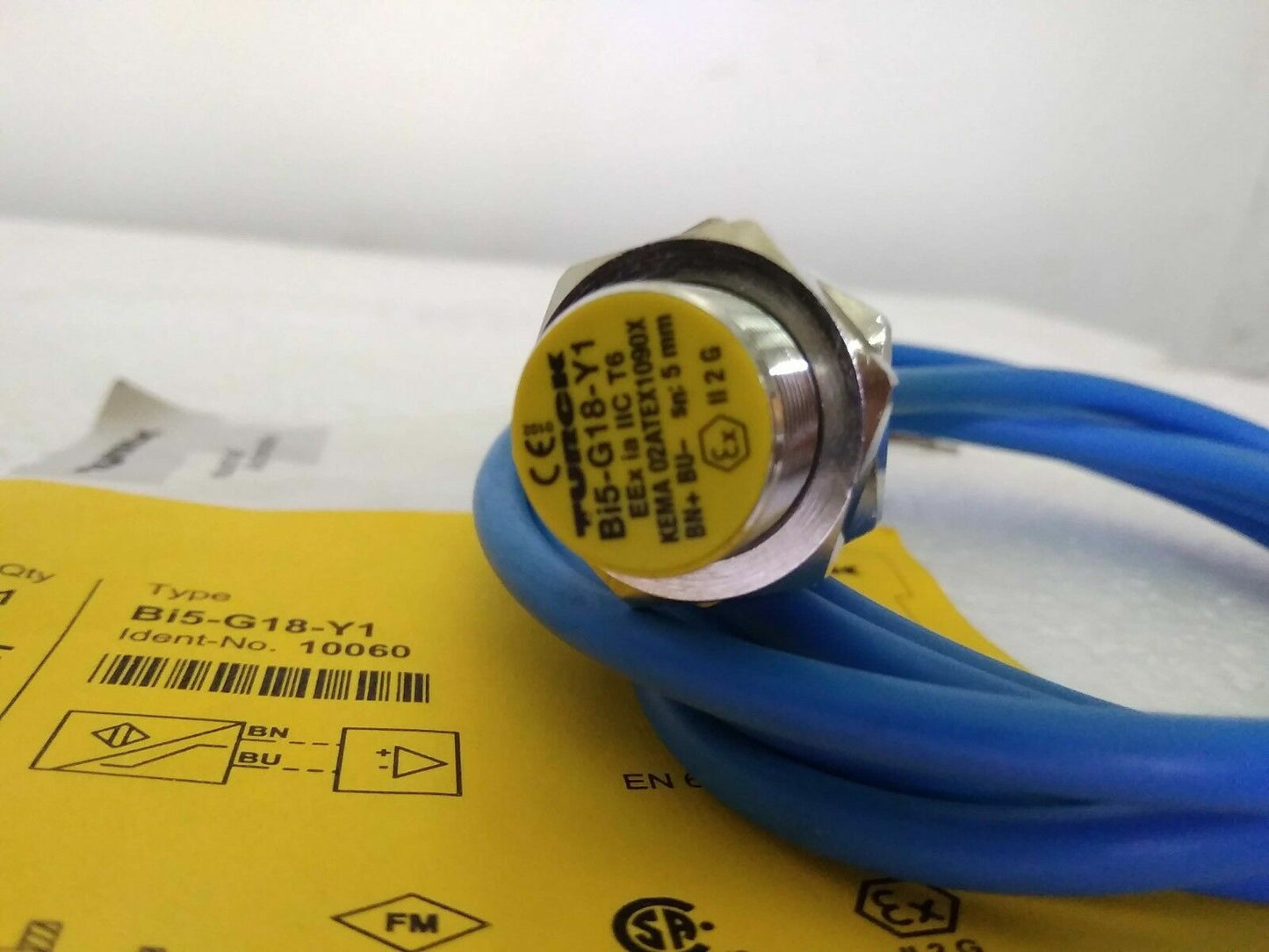 TURCK Bi5-G18-Y1 Inductive Sensor - NEW FREE SHIPPING