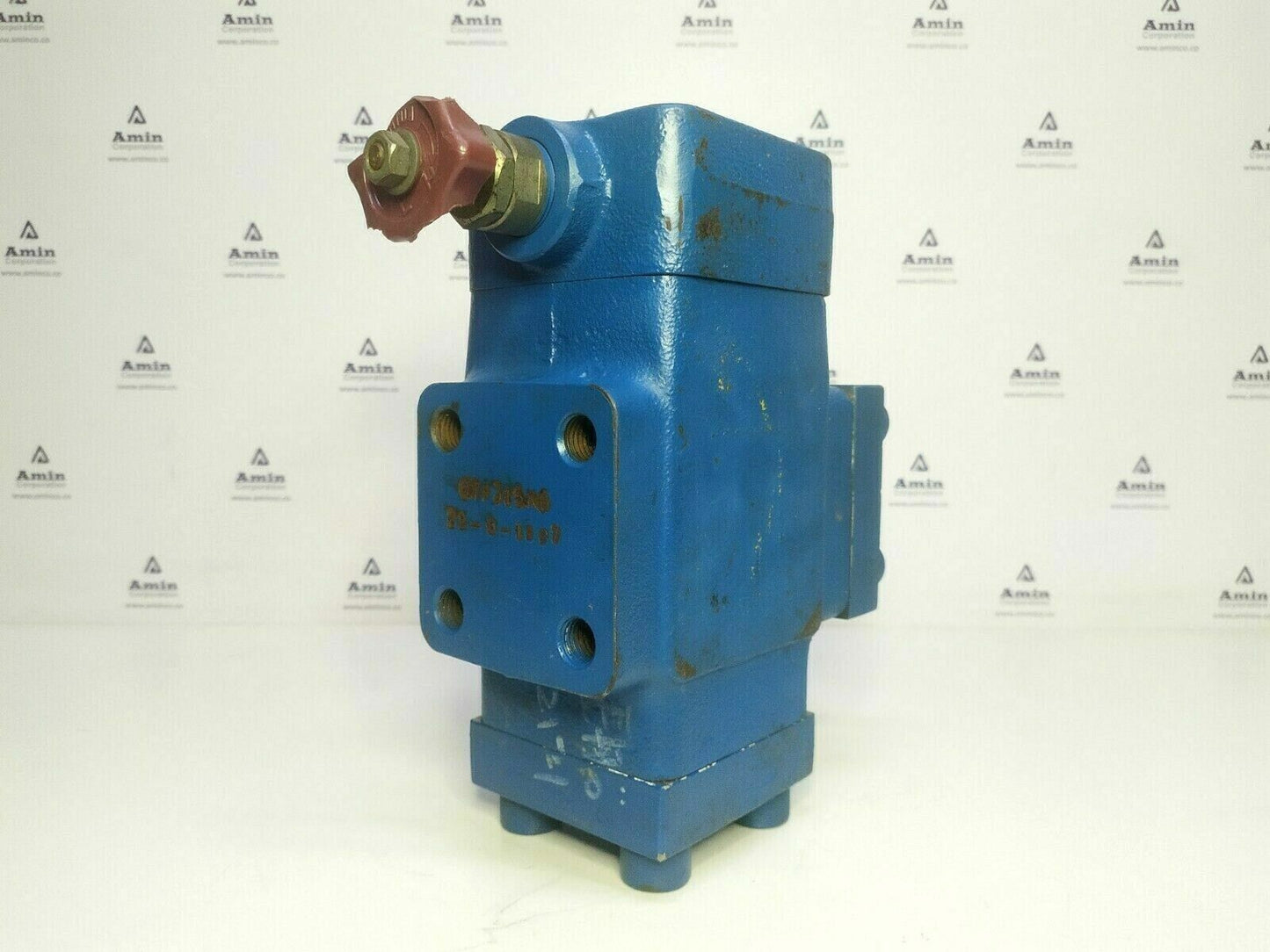 Uchida Hydraulics RB1-10F-D-331 L-75 Hydraulic valve - NEW