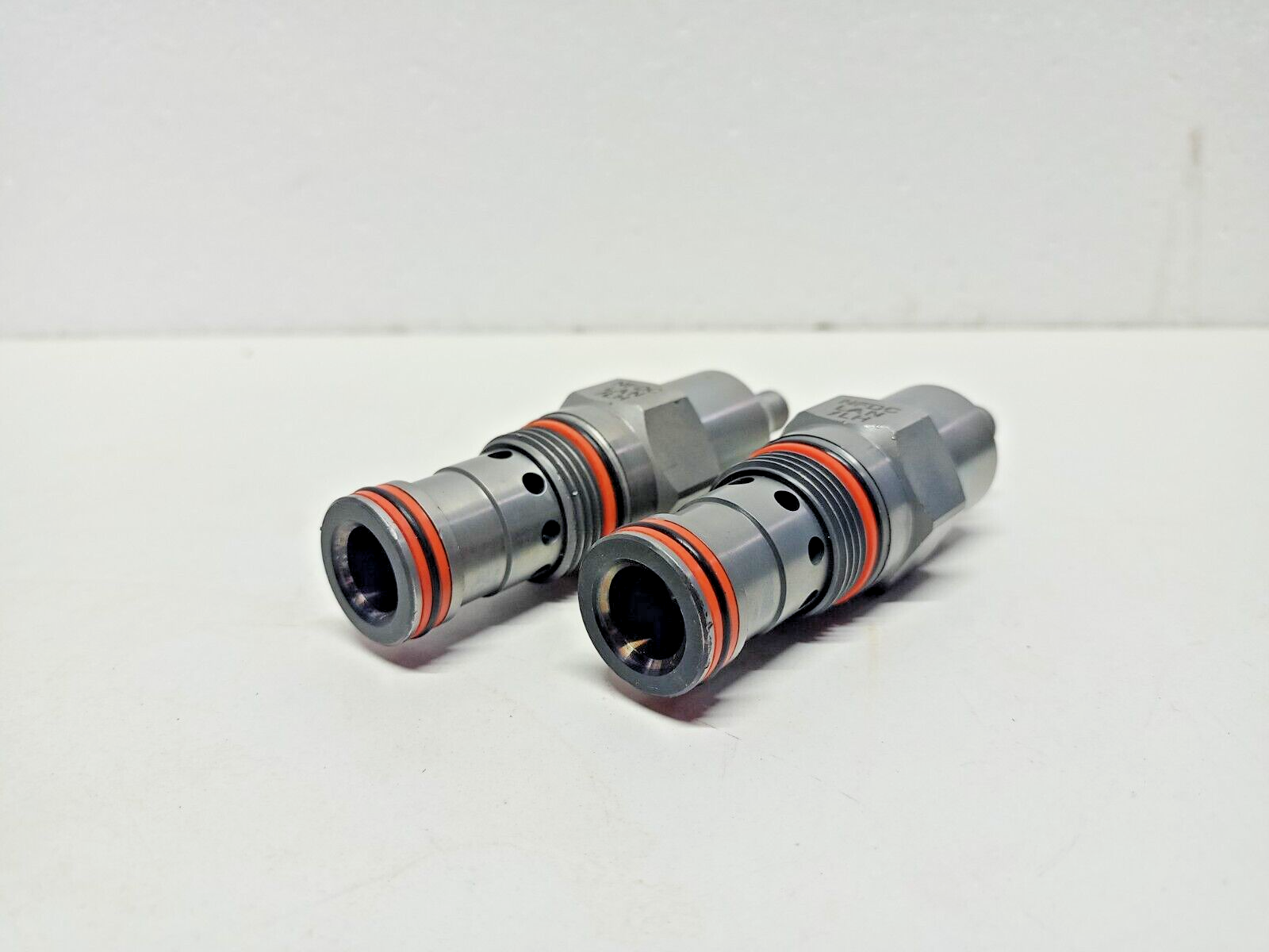 Sun Hydraulics NFDC-LAN Fully adjustable needle valve NFDCLAN - NEW Lot of 2pcs