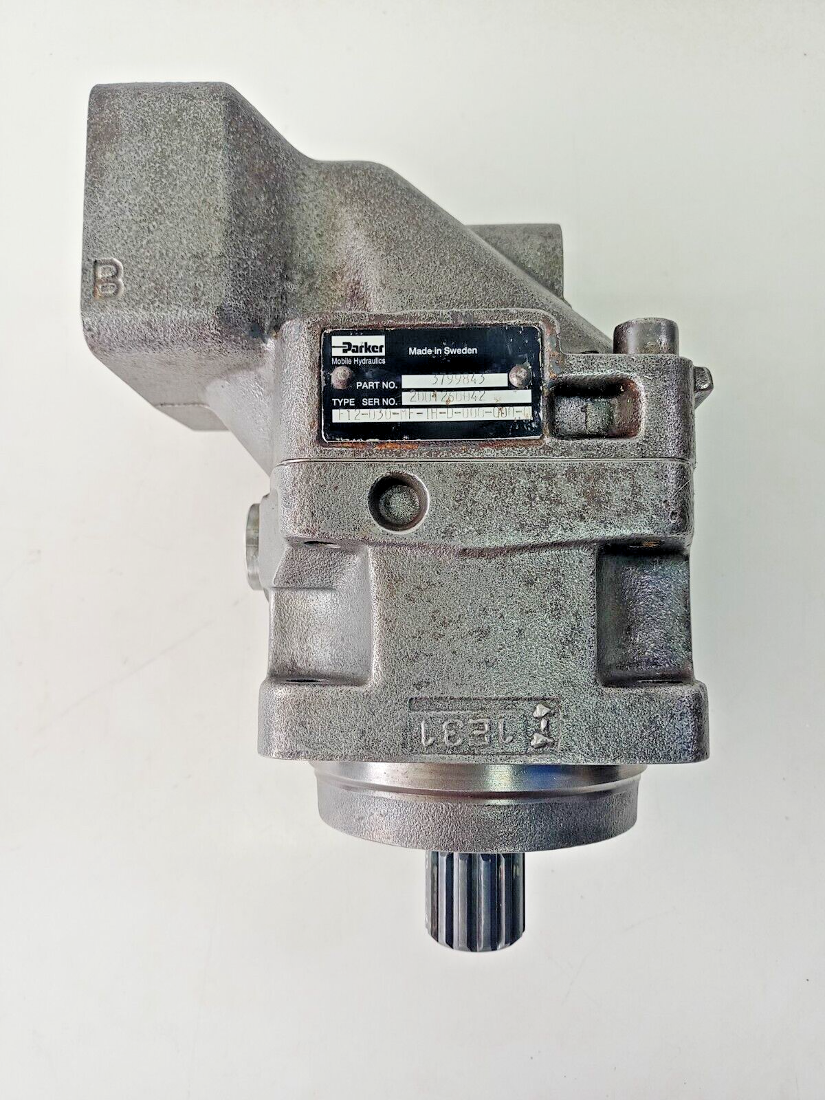 Parker F12-030-MF-IH-D-000-000-0 Hydraulic Motor Part No.: 3799843 - Refurbished