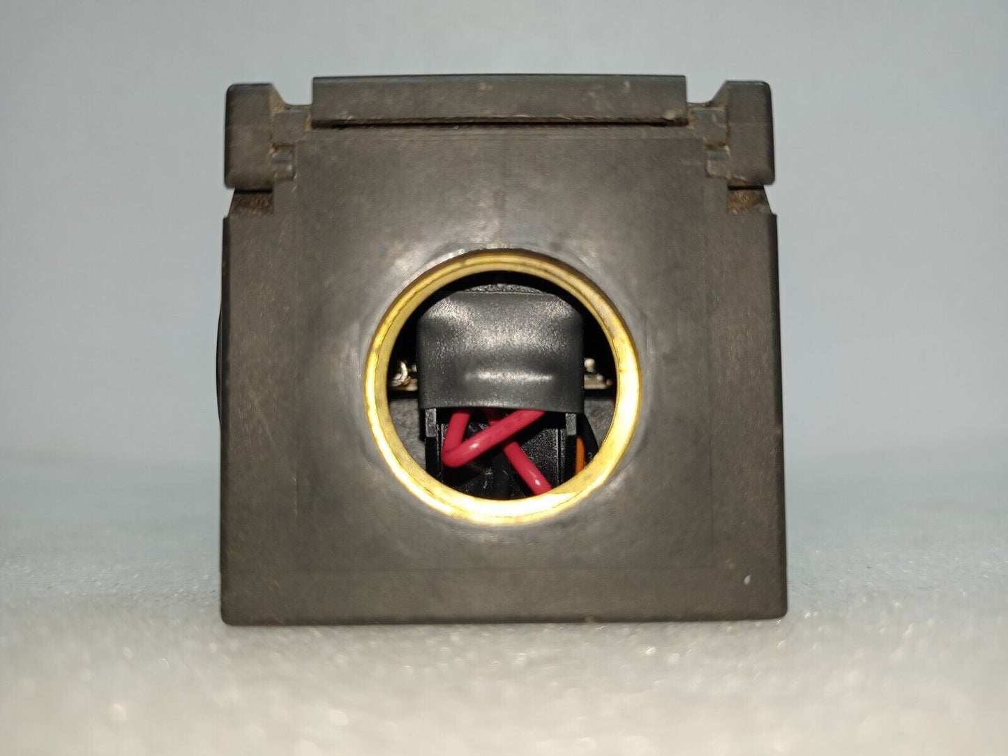 Omron D4GL-2FFA-A4 Guard lock safety-door switch