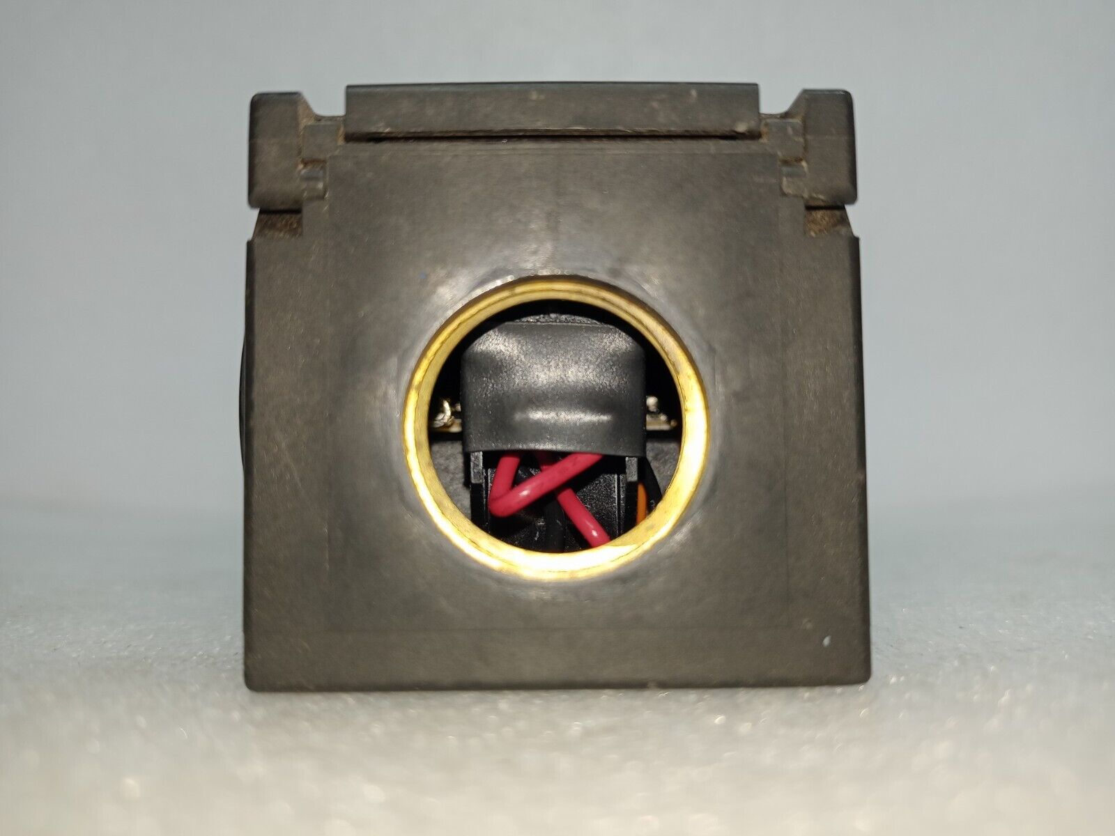 Omron D4GL-2FFA-A4 Guard lock safety-door switch