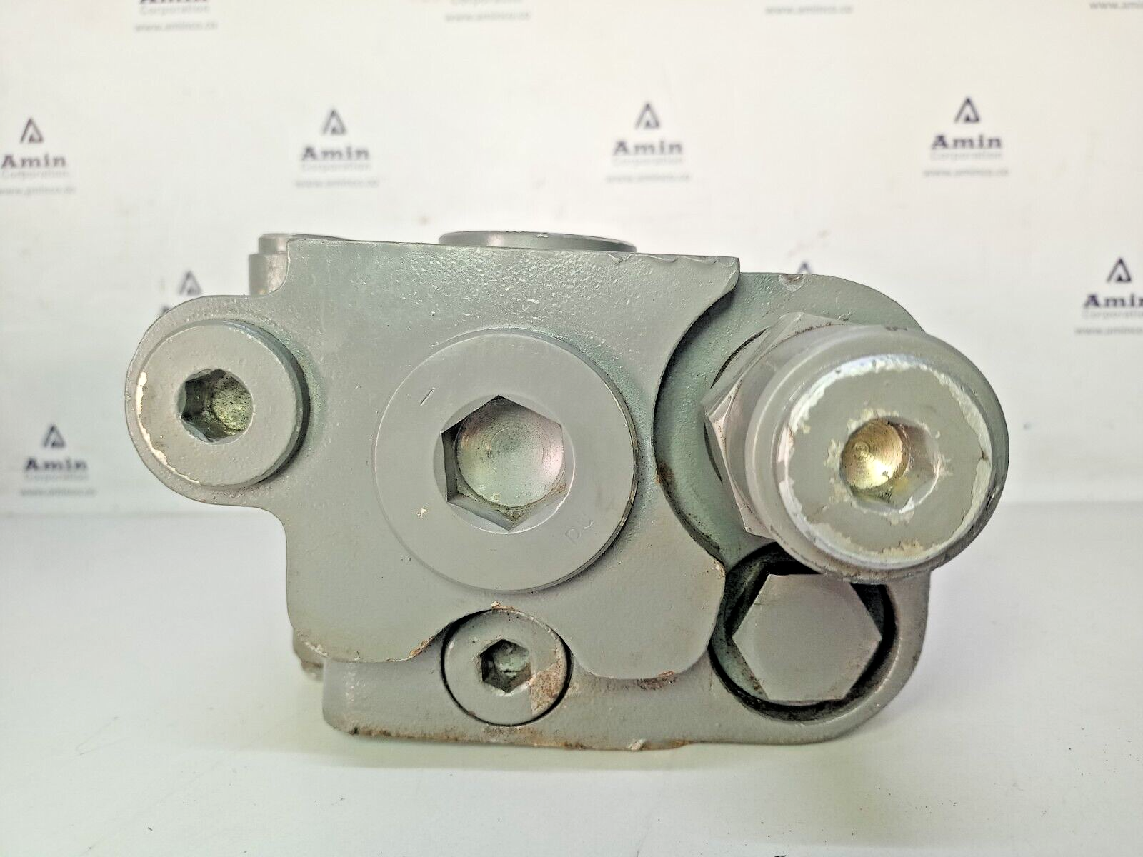 Micron Eagle Type: 502 25 03 05, R909068654 Hydraulic block For 25 Ton crane