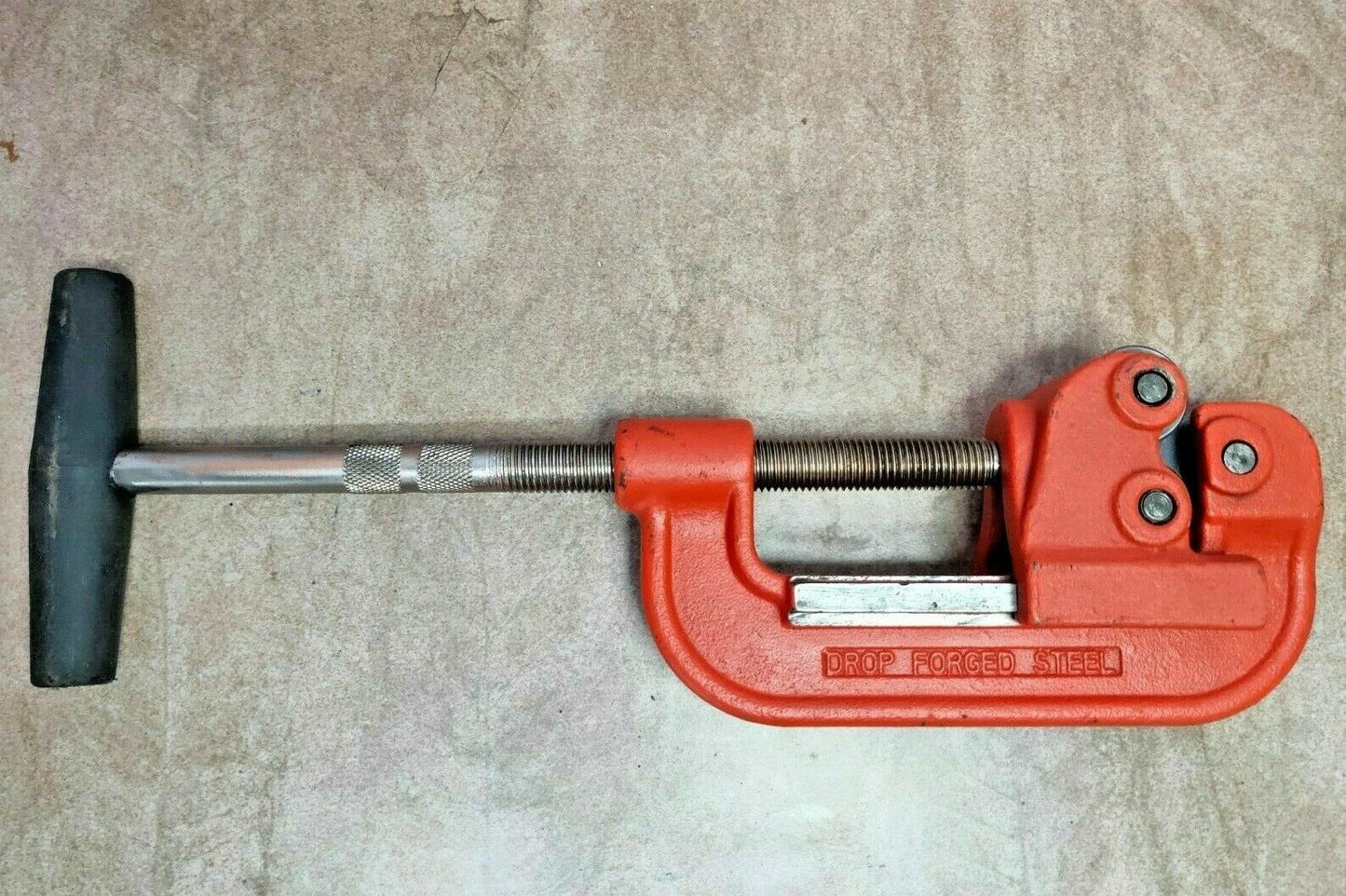 EGA Master 63172 Steel pipe cutter Range: 1/8''-2''